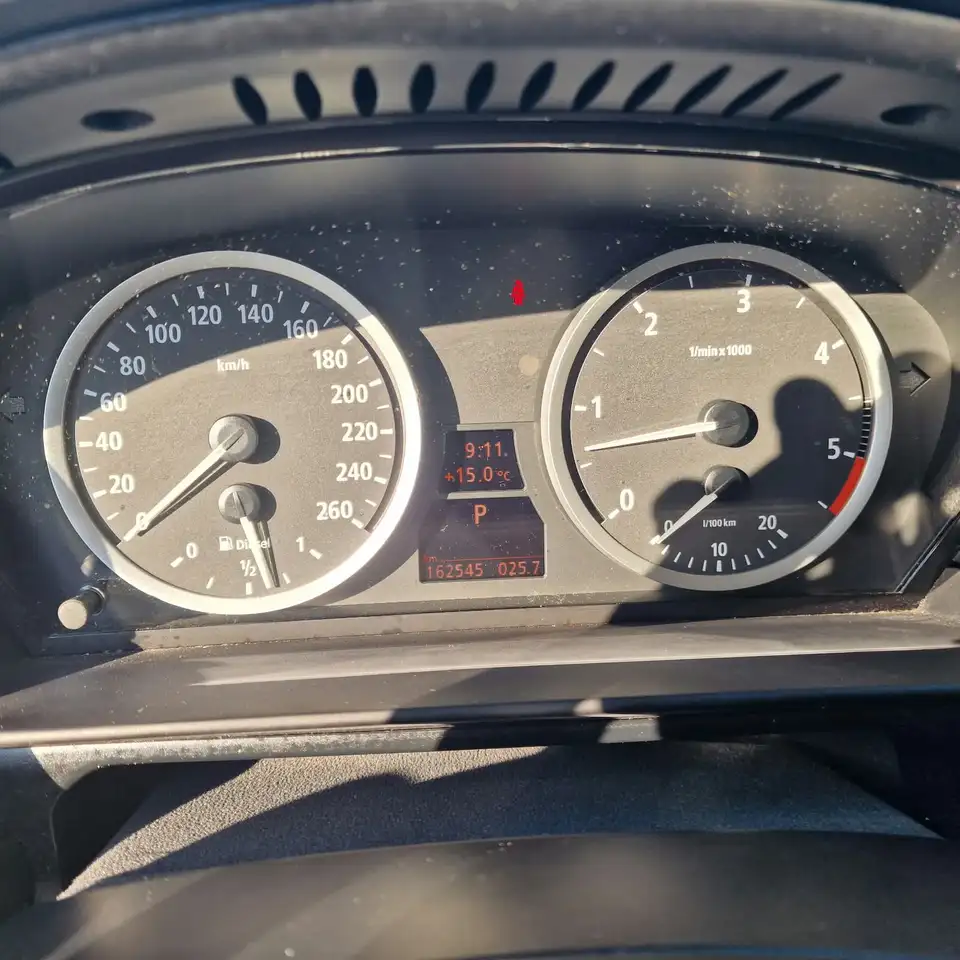 BMW 530 XDRIVE - 231ch - 159 000KMS - 1ERE MAIN - SELLERIE CUIR - VOLANT EN CUIR
