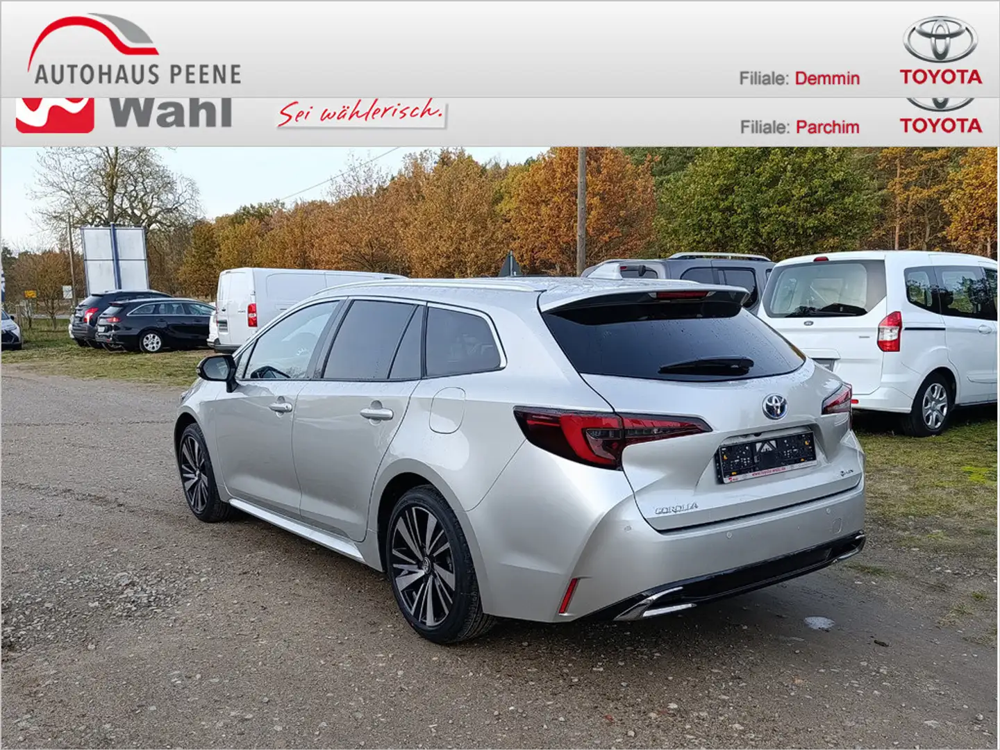 Toyota Corolla Touring Sports 2.0 Hybrid Teamplayer Silber - 2