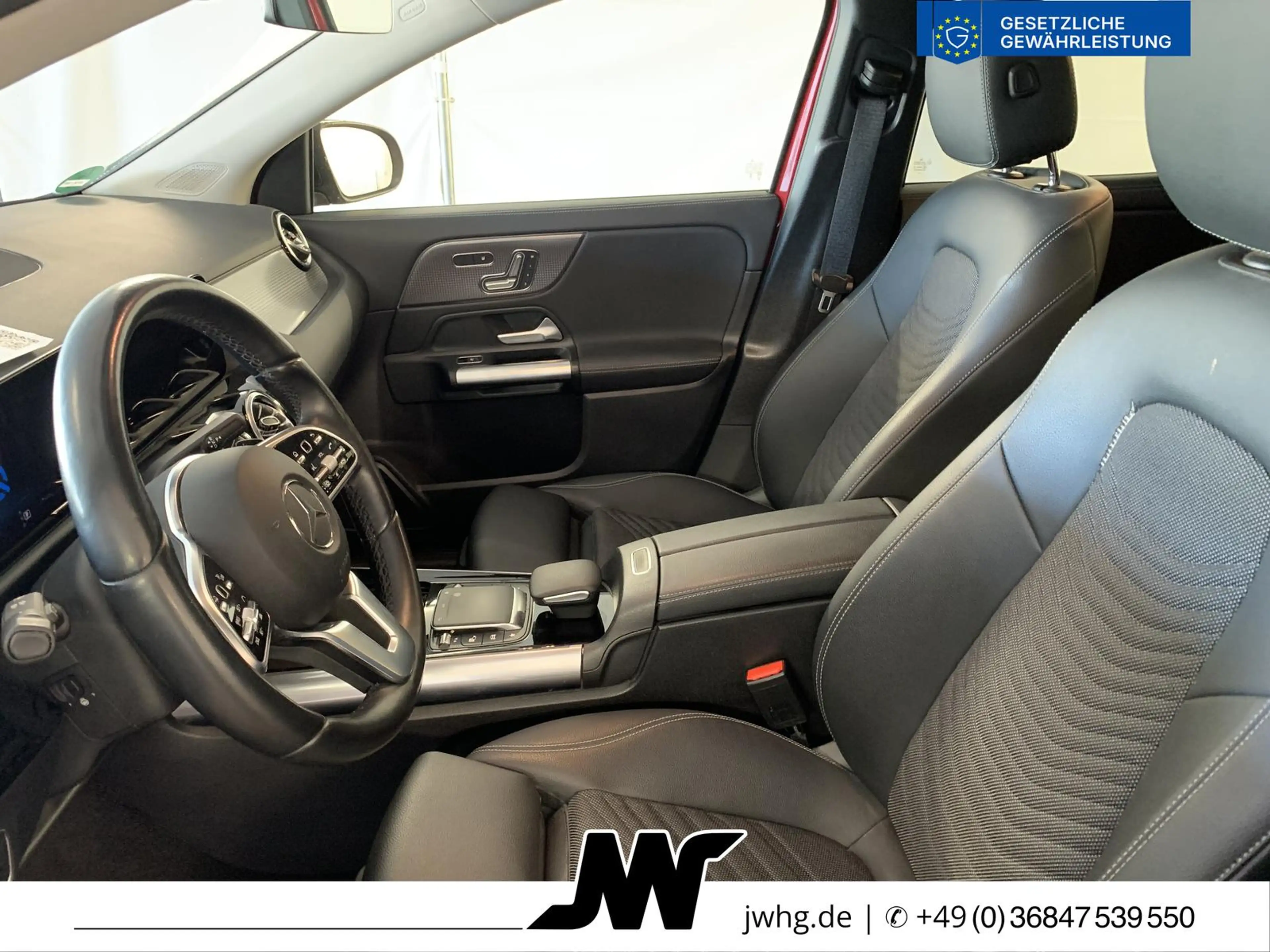 Mercedes-Benz EQA 300 4M Progressive Widescr 360K Distr+Memory — photo 12