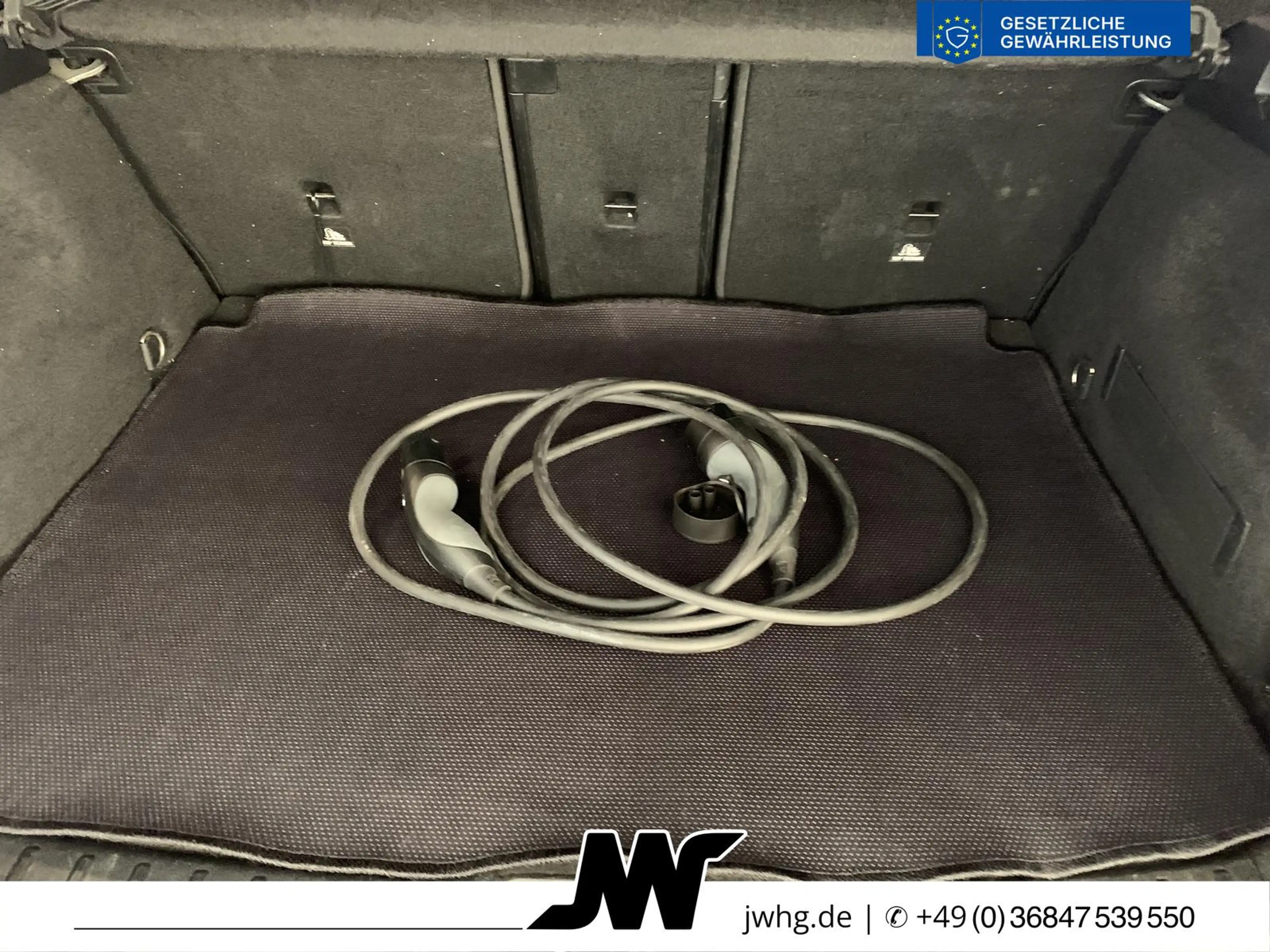 Mercedes-Benz EQA 300 4M Progressive Widescr 360K Distr+Memory — photo 7