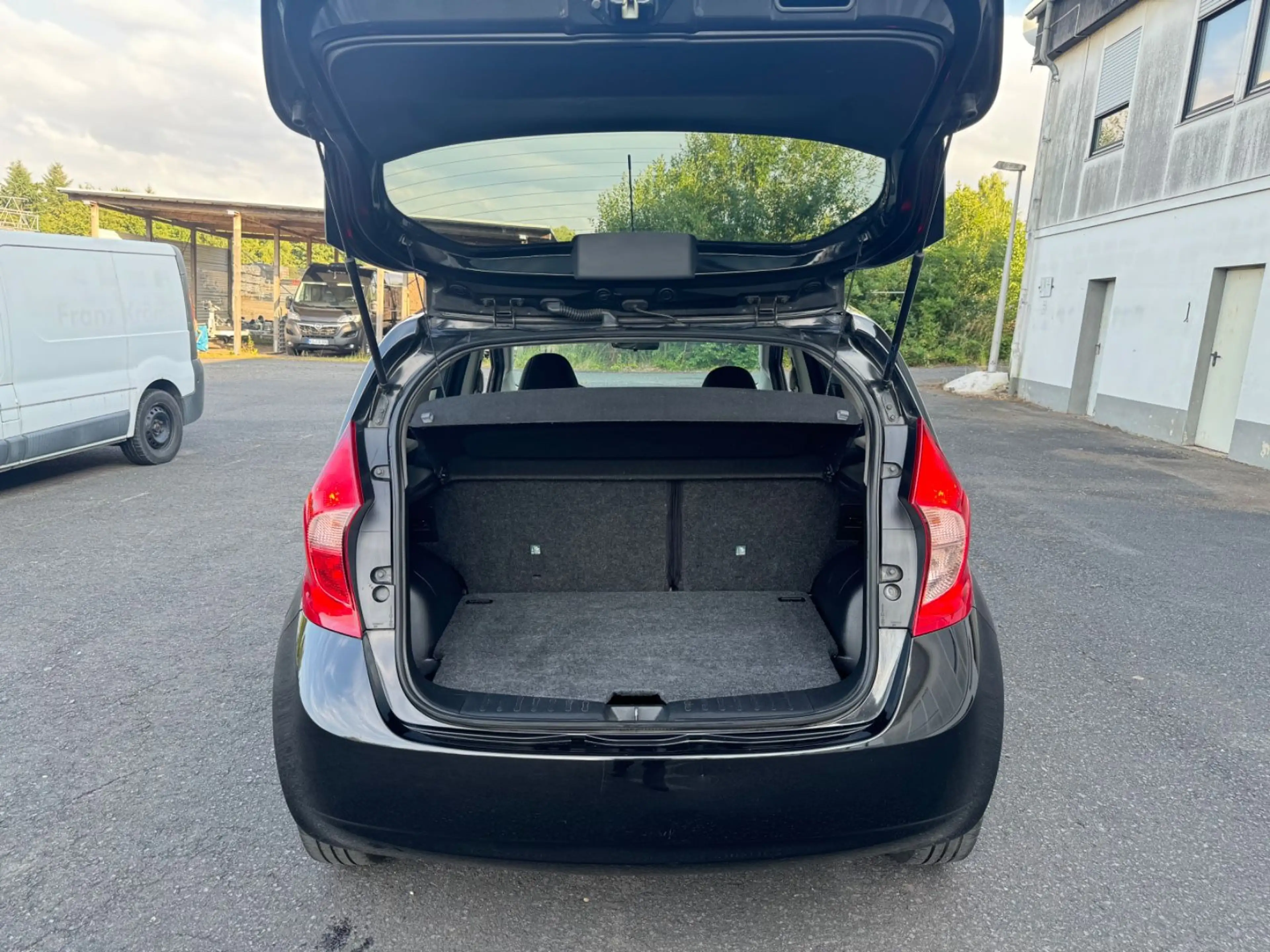 Nissan Note Acenta — photo 5