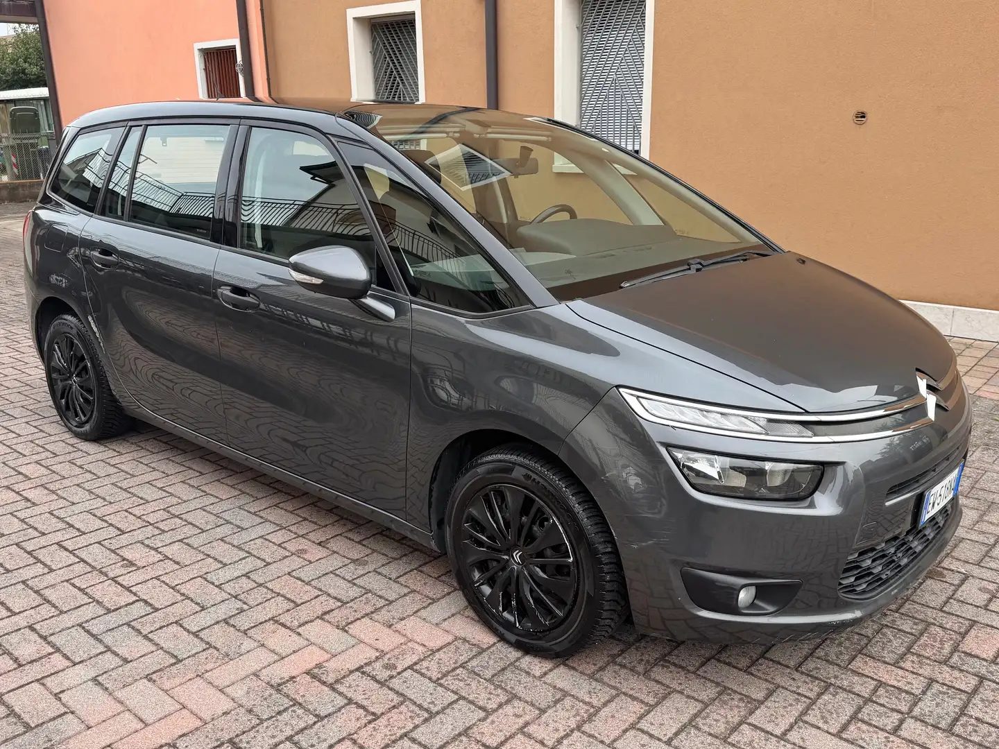 Citroen Grand C4 Picasso 1.6 HDI Gris - 1