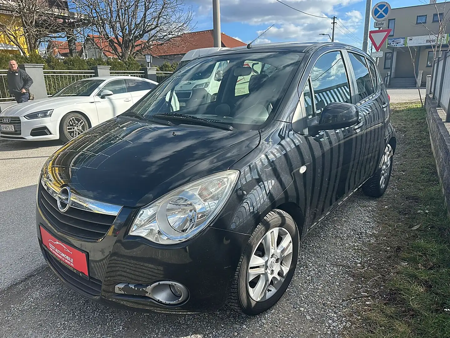 Opel Agila 1,0 Schwarz - 1