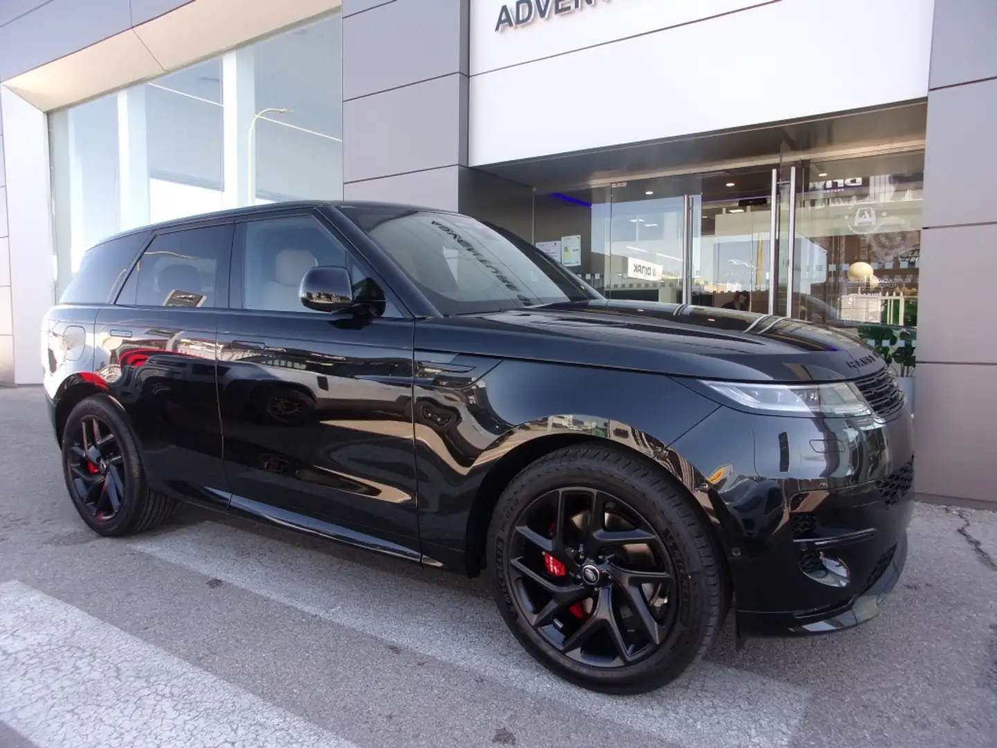Land Rover Range Rover Sport 3.0 i6 PHEV Dynamic HSE 460 Negro - 2