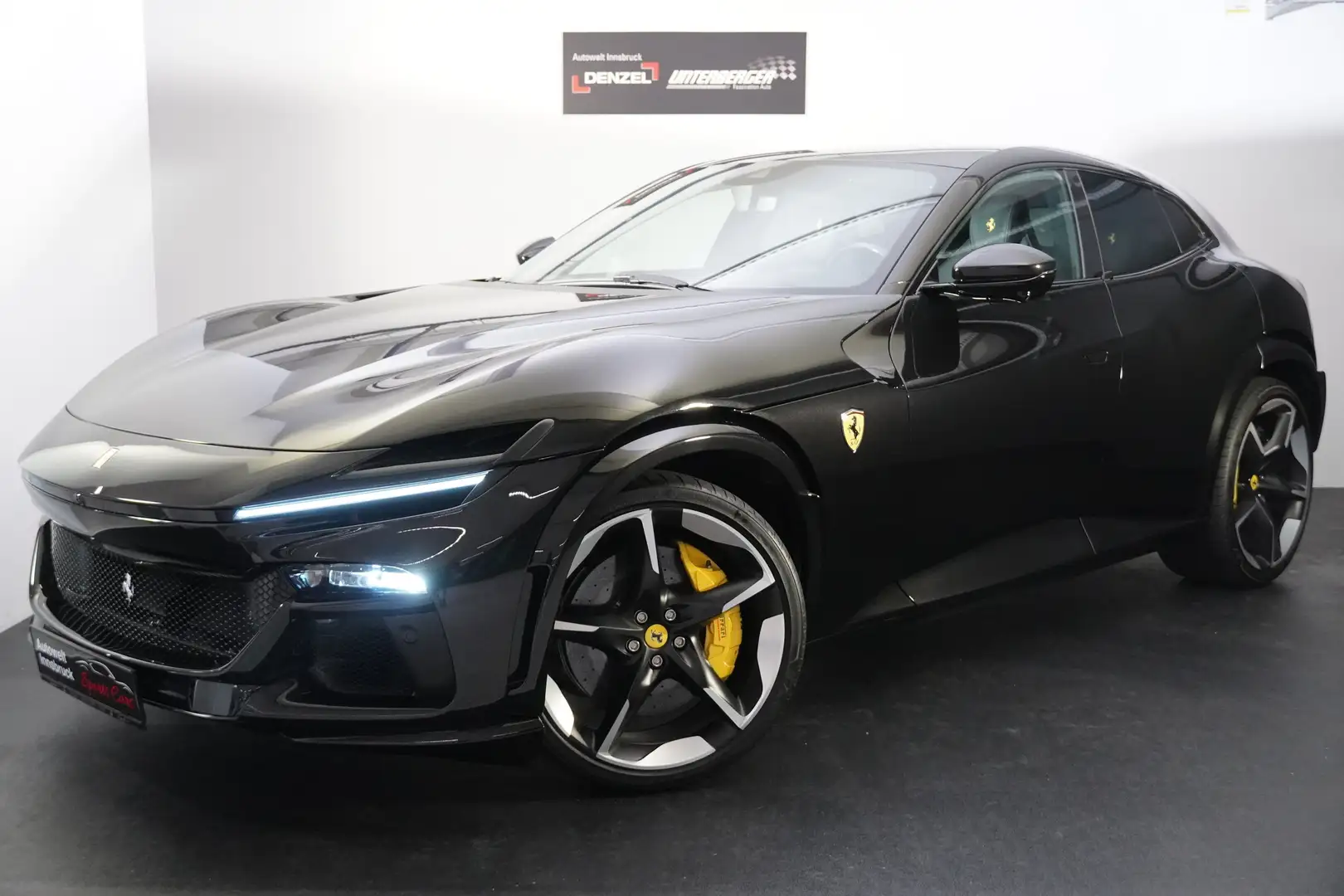 Ferrari Purosangue Schwarz - 1
