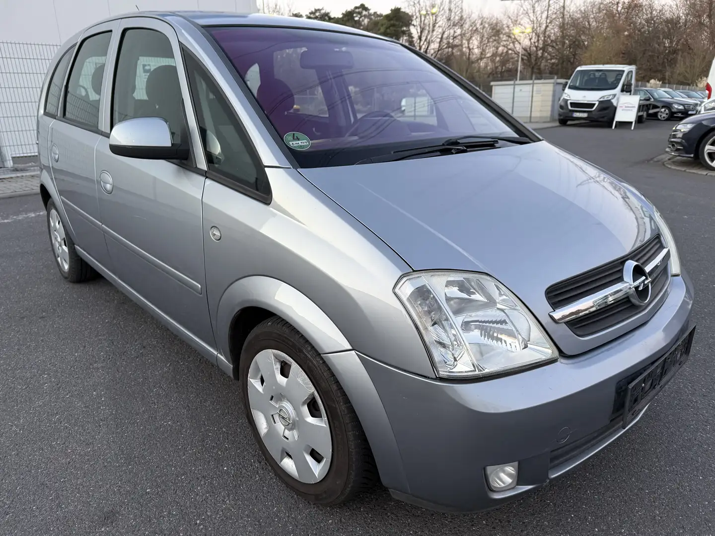 Opel Meriva Edition Automatik Klima Grau - 2
