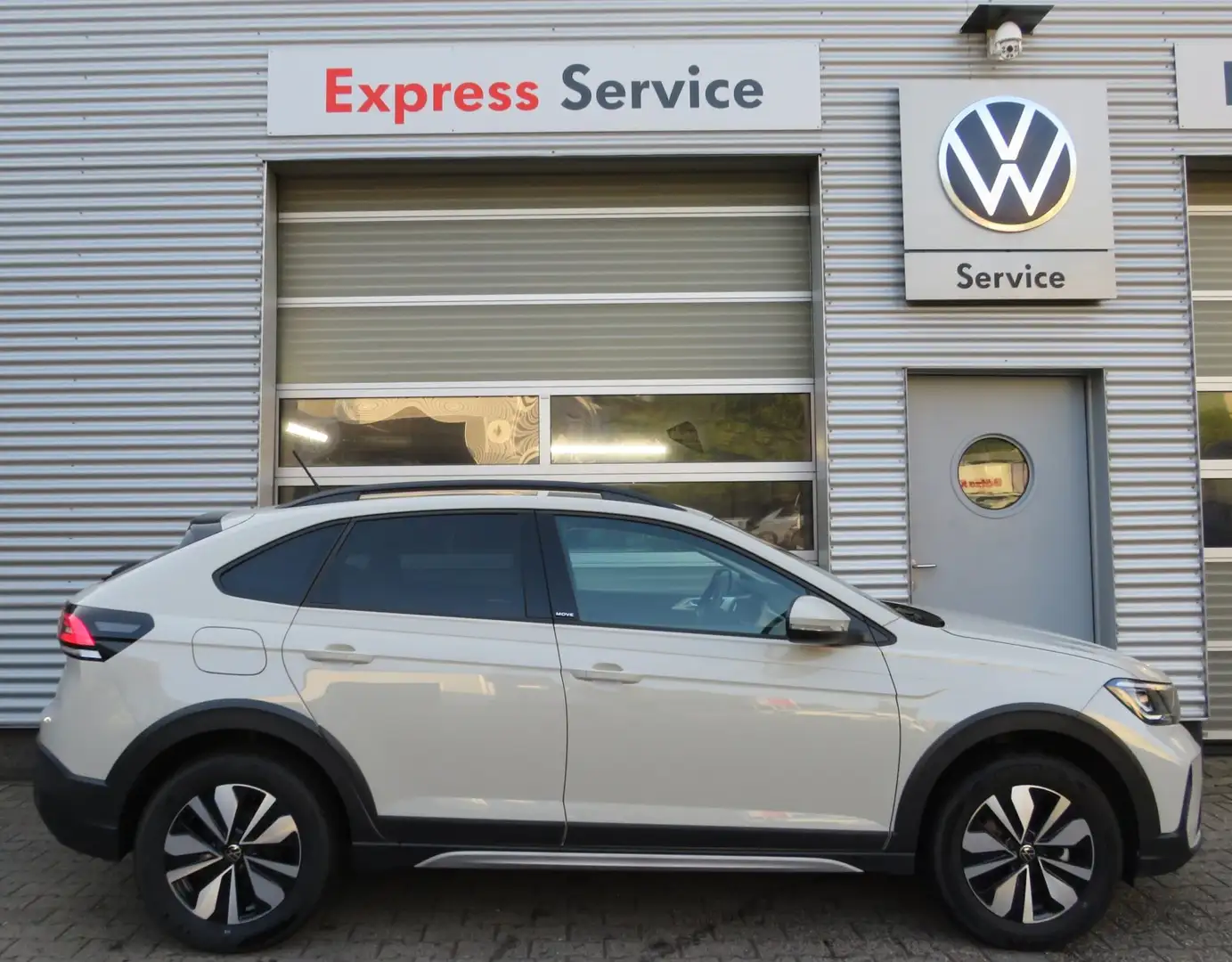 Volkswagen Taigo 1.0 TSI Move /Digital Cockpit/DAB+/LED/PDC v+ht/ Grau - 1