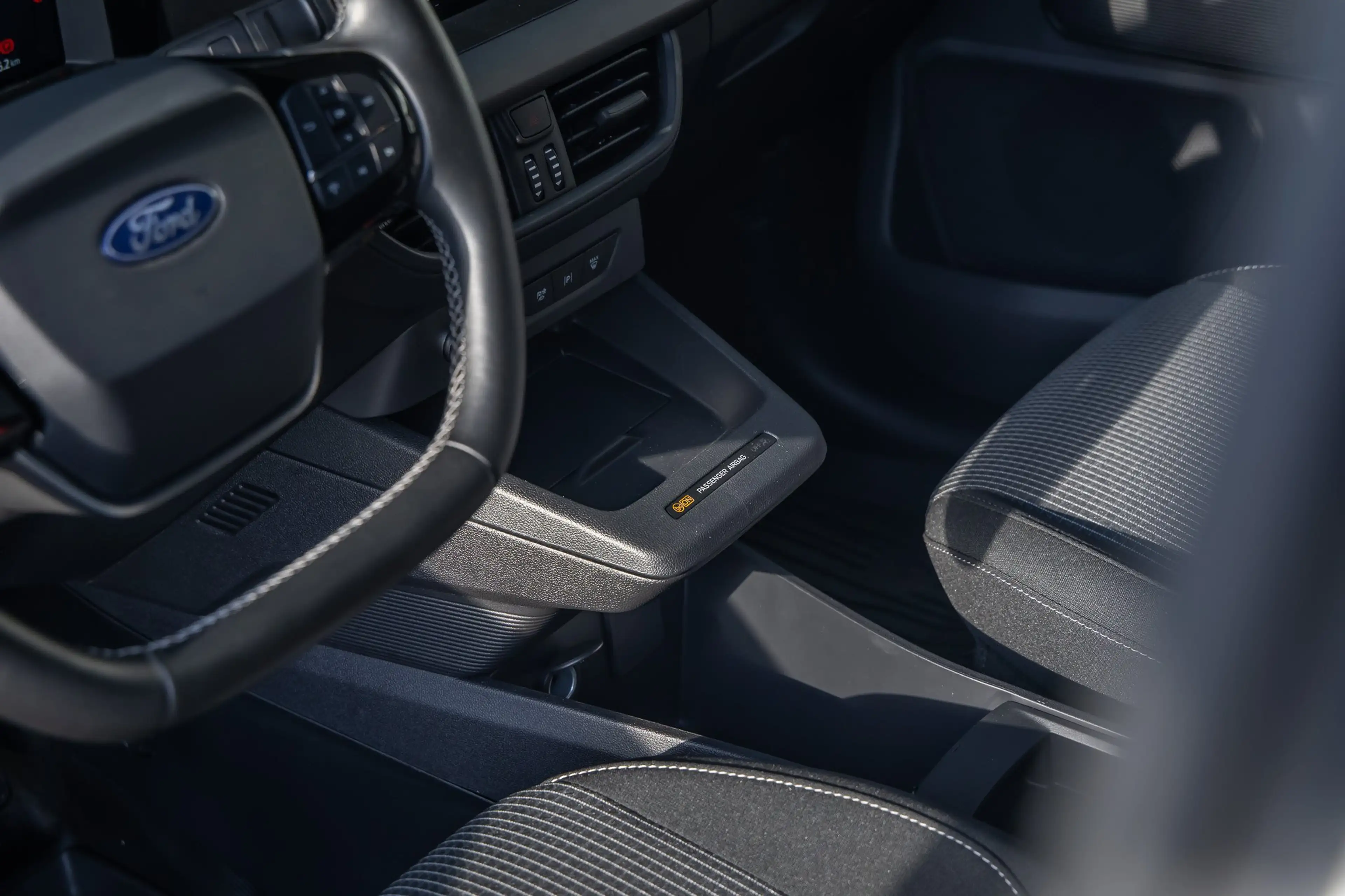 Ford E-Transit Cour. Trend 44 kWh | Trekhaak | Apple Carplay/Andr — photo 8