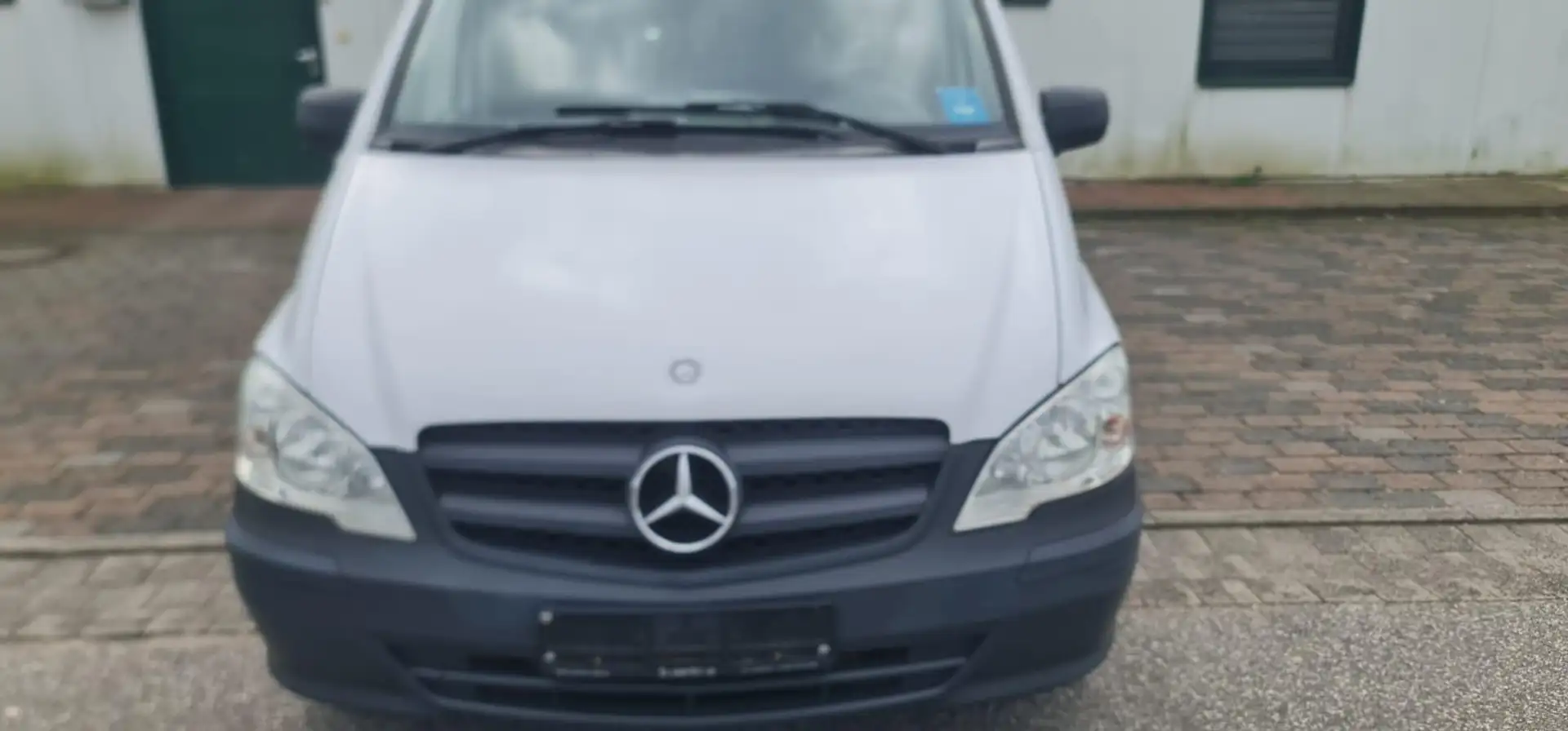 Mercedes-Benz Vito 113 CDI lang (639.603) Weiß - 1