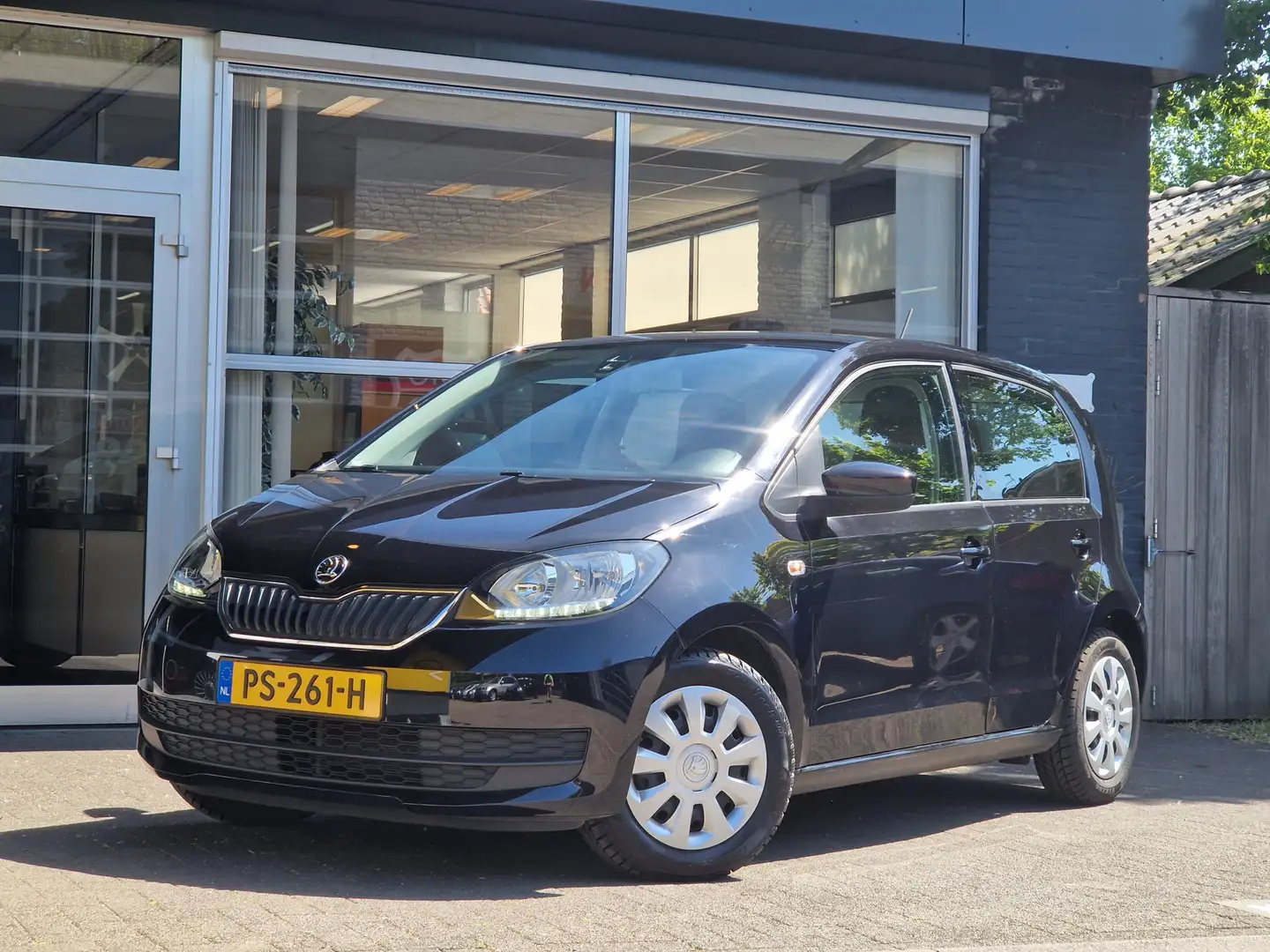 Skoda Citigo 1.0 Greentech Ambition CRUISE / AIRCO / NAP / DAB Zwart - 1