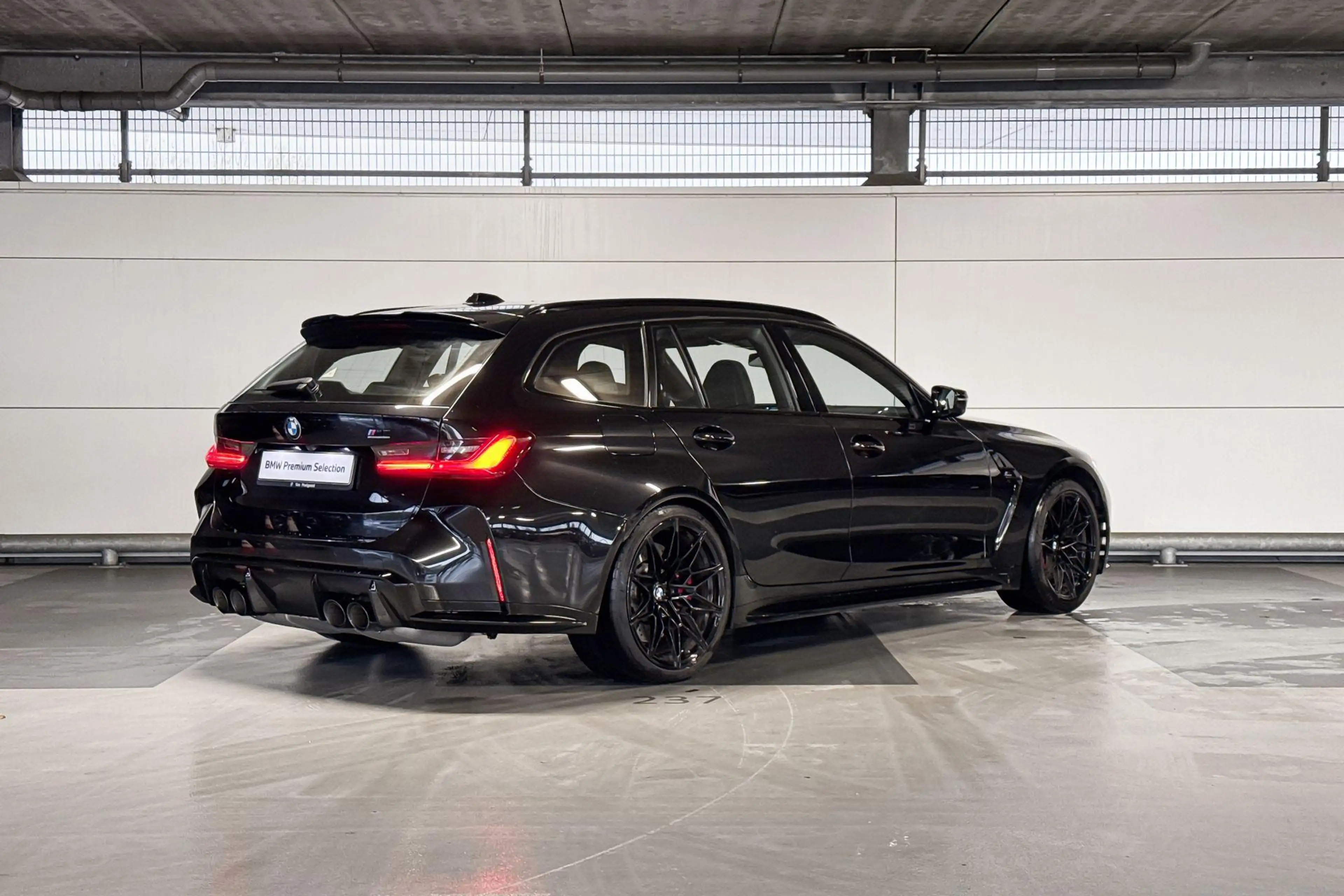 BMW M3 3 Serie Touring xDrive Competition — photo 6