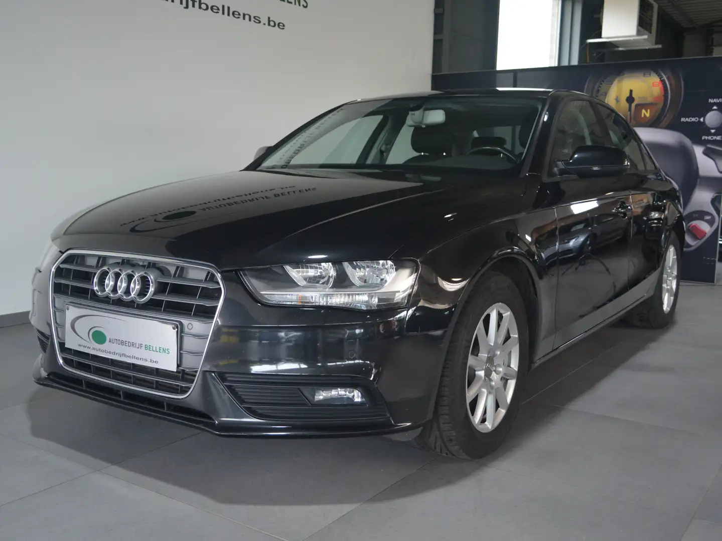 Audi A4 A4 1.8 TFSI Ambition  / NAVI Schwarz - 2