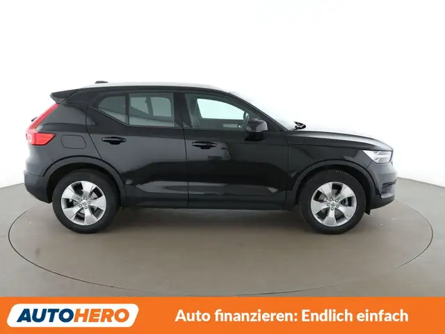 Volvo XC40 view 7