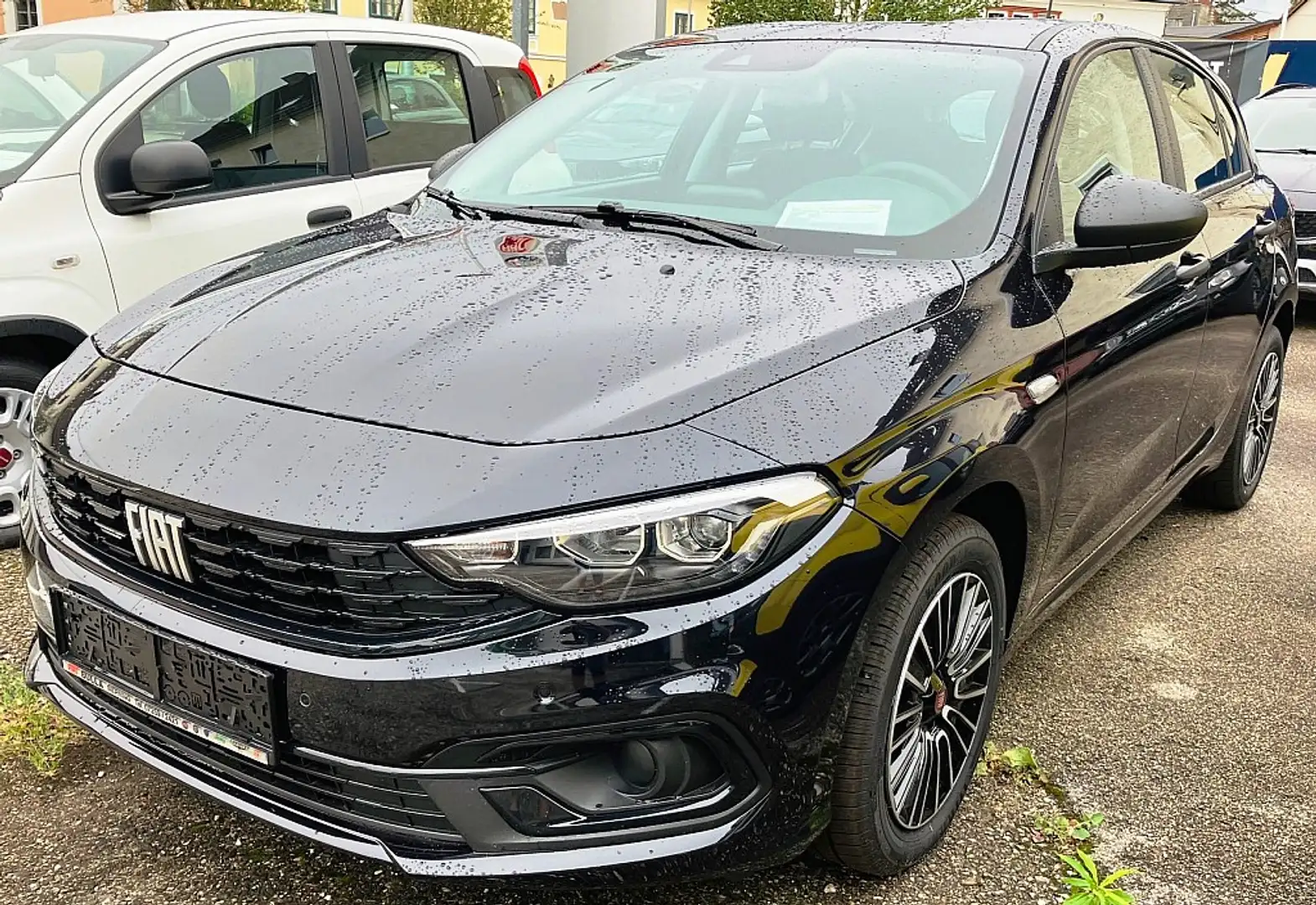 Fiat Tipo MultiJet 130 SCR AUSTRIA Edition Schwarz - 1