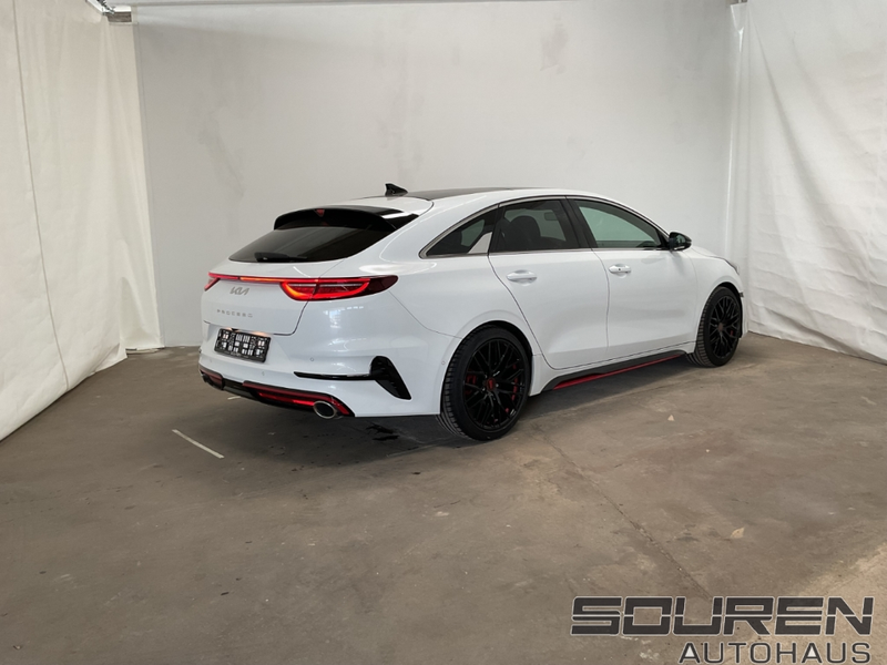 Kia ProCeed / pro_cee'd 1.6T-GDI GT Panoramadach Komfort BASTUCK — photo 5