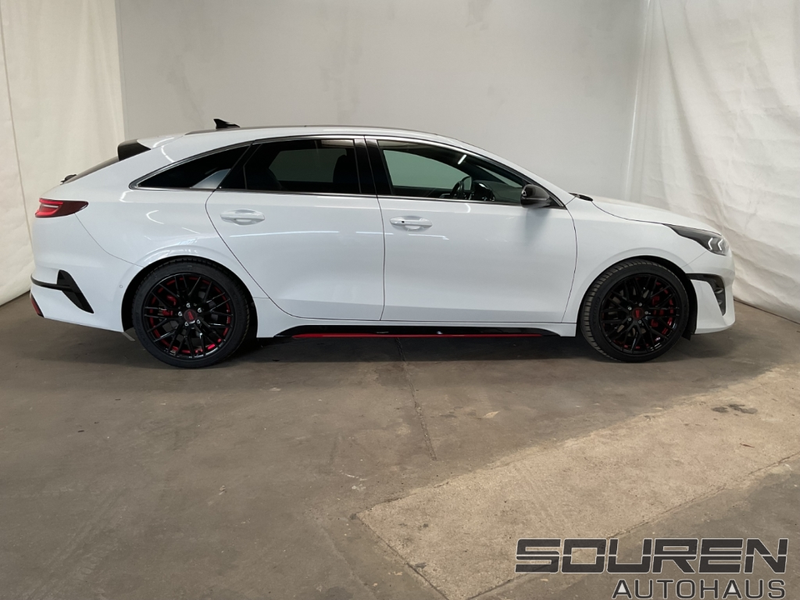 Kia ProCeed / pro_cee'd 1.6T-GDI GT Panoramadach Komfort BASTUCK — photo 4