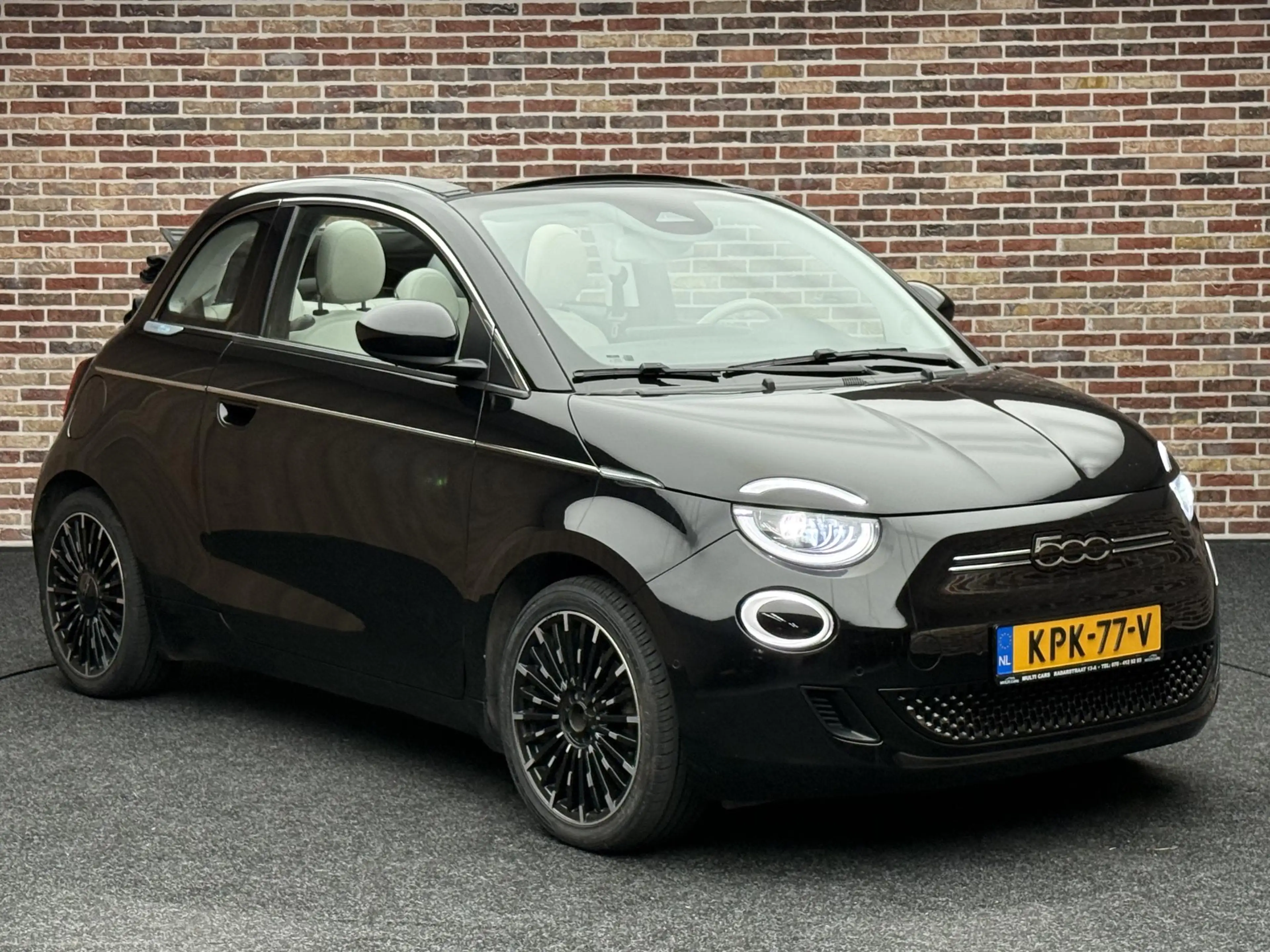Fiat 500C RED 42 kWh Cabrio Elektrisch — photo 7
