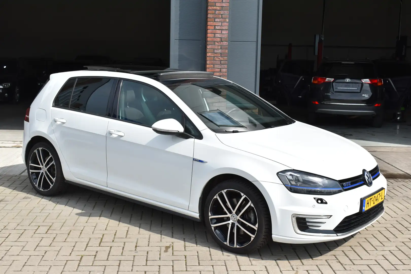 Volkswagen Golf GTE 1.4 TSI Alb - 1