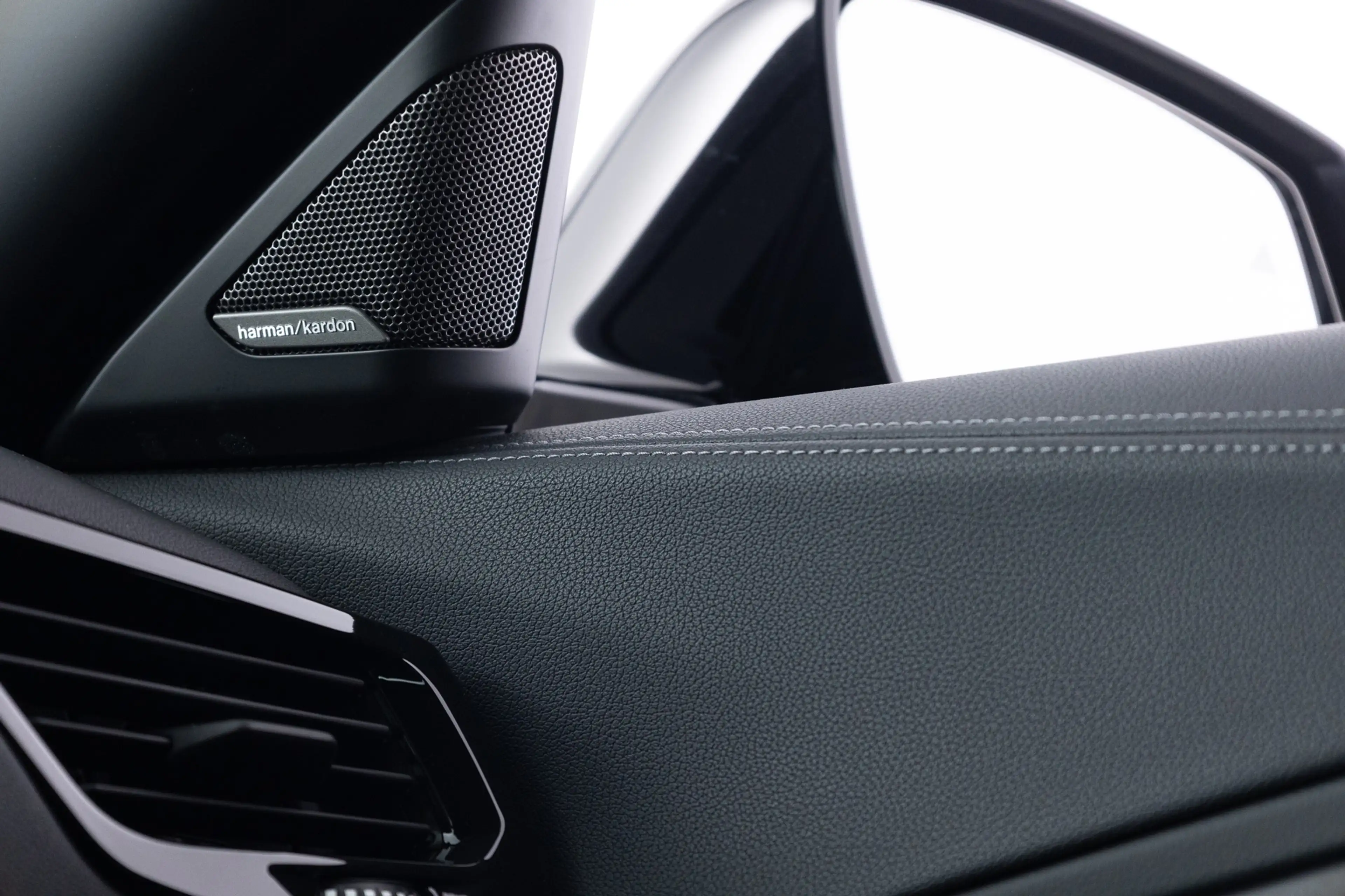 BMW Z4 Roadster M40i High Executive M-Sport Frozen Grey|H — photo 15