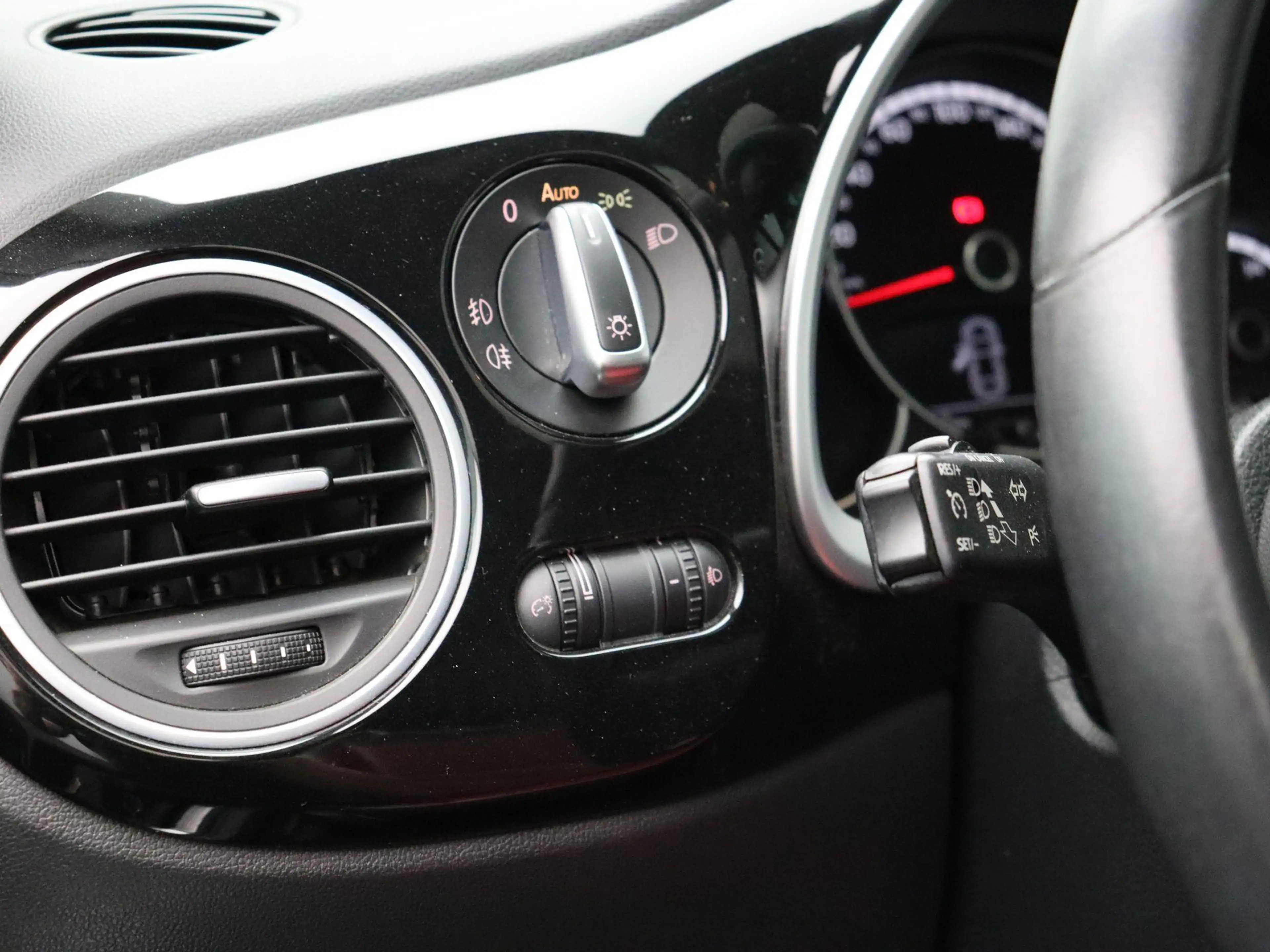 Volkswagen Beetle 1.2 TSi Design | PDC A | Panodak | Zetelverwarming — photo 13