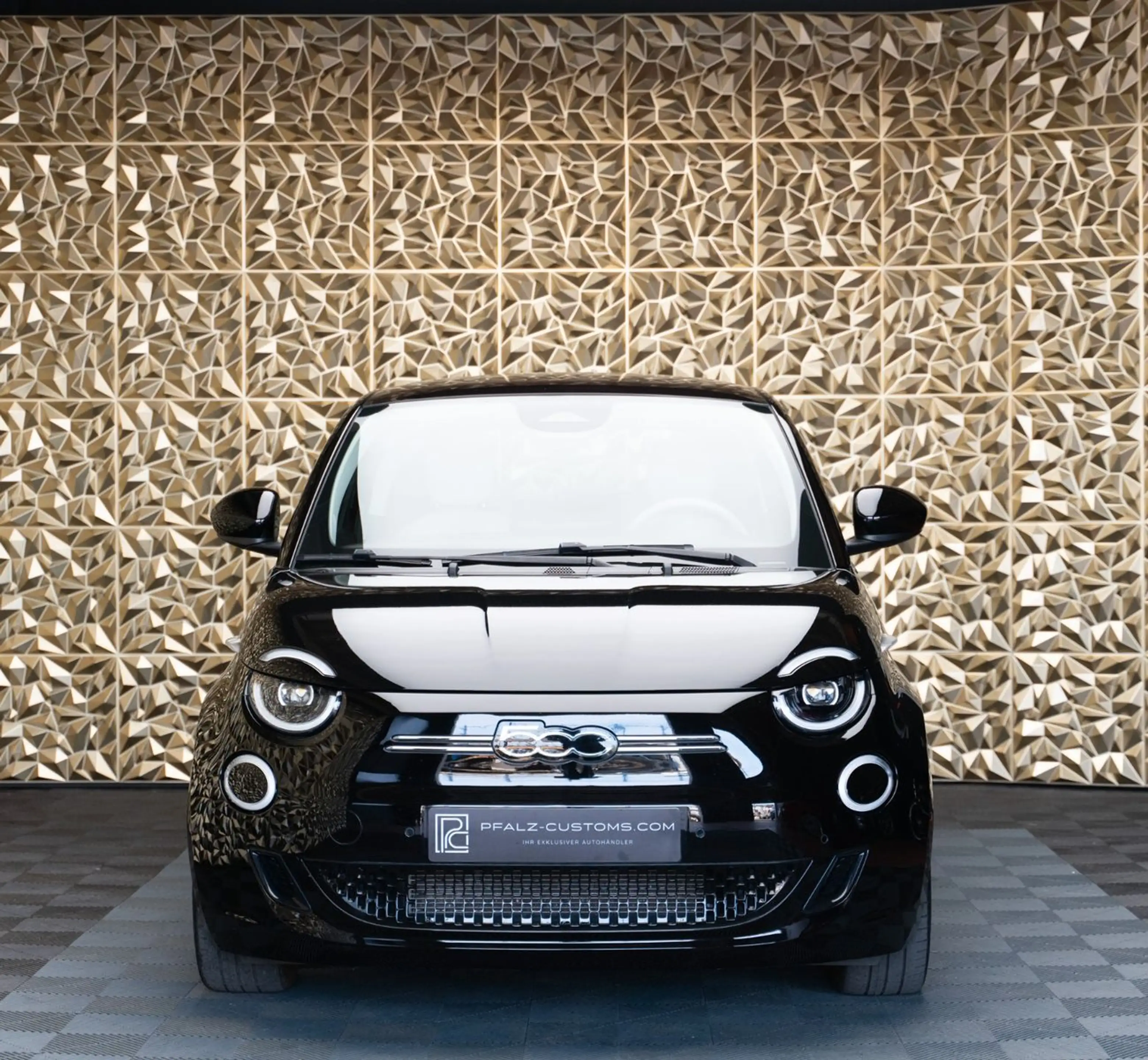 Fiat 500e 3+1 La Prima|Pano|JBL|LEDER|LED|42kWh — photo 3