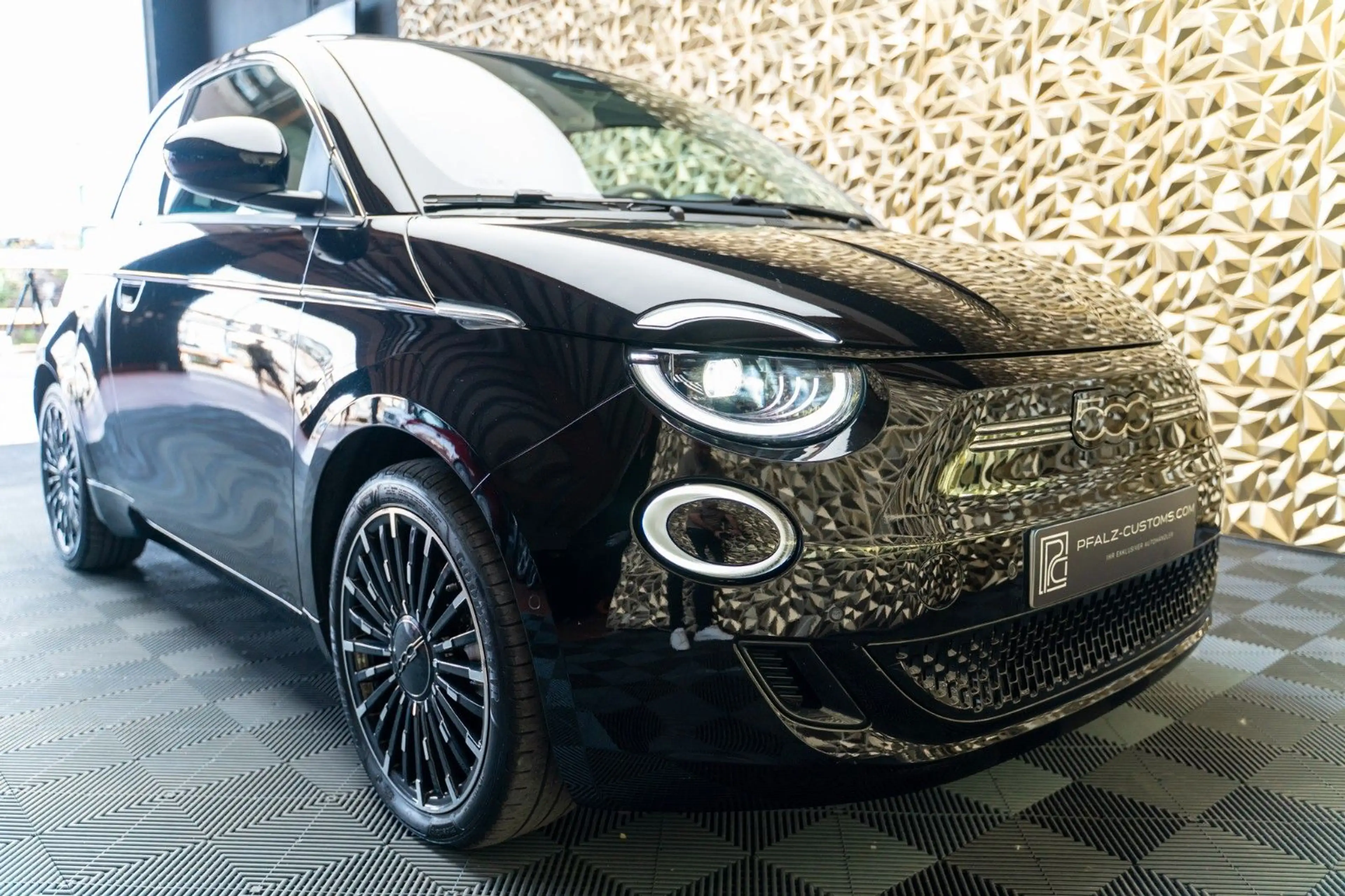 Fiat 500e 3+1 La Prima|Pano|JBL|LEDER|LED|42kWh — photo 11