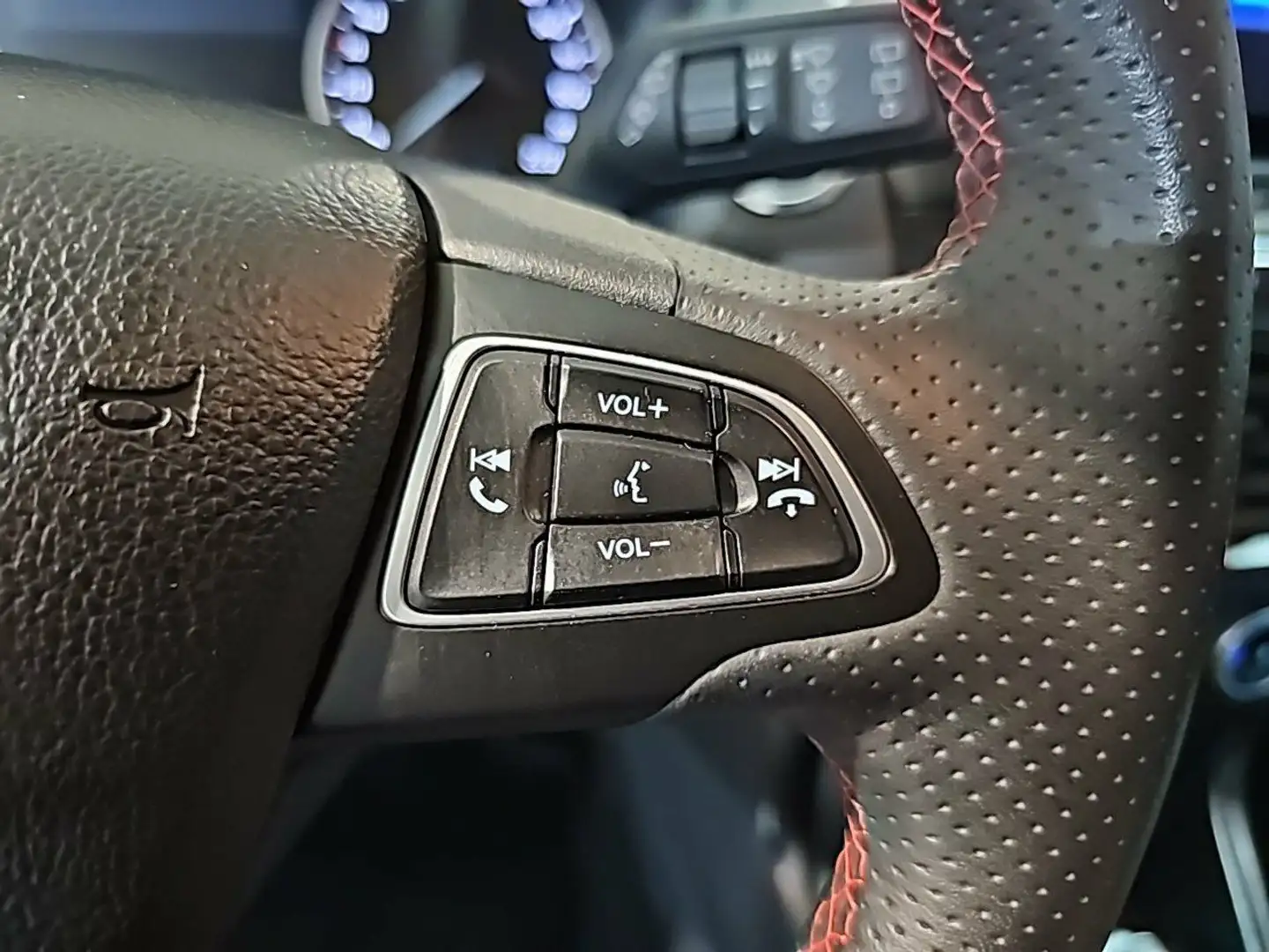 Ford EcoSport 1.0 EcoBoost ST Line 125 Blanco - 2