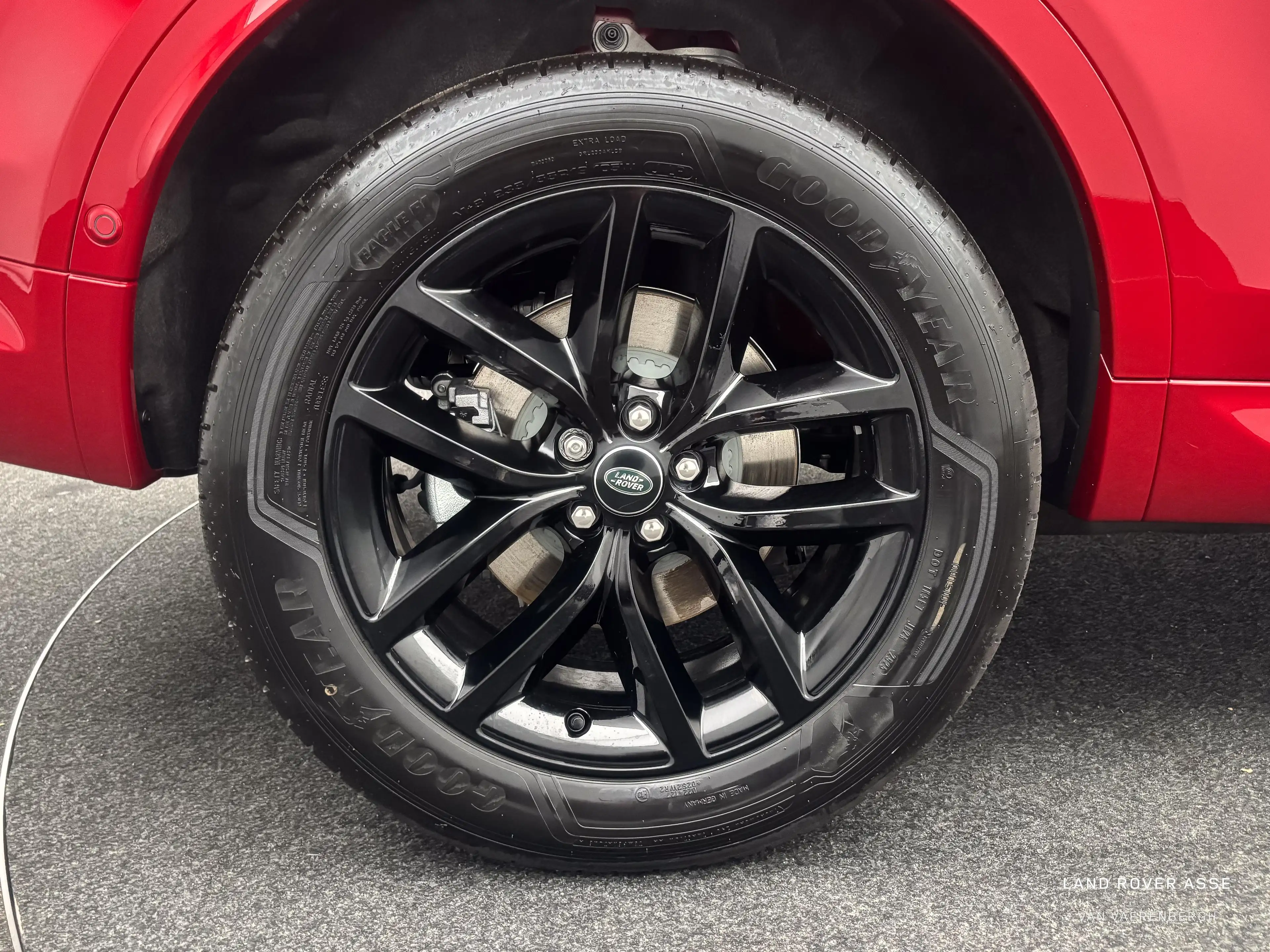 Land Rover Discovery Sport P270e S AWD Auto. 25.5MY — photo 9