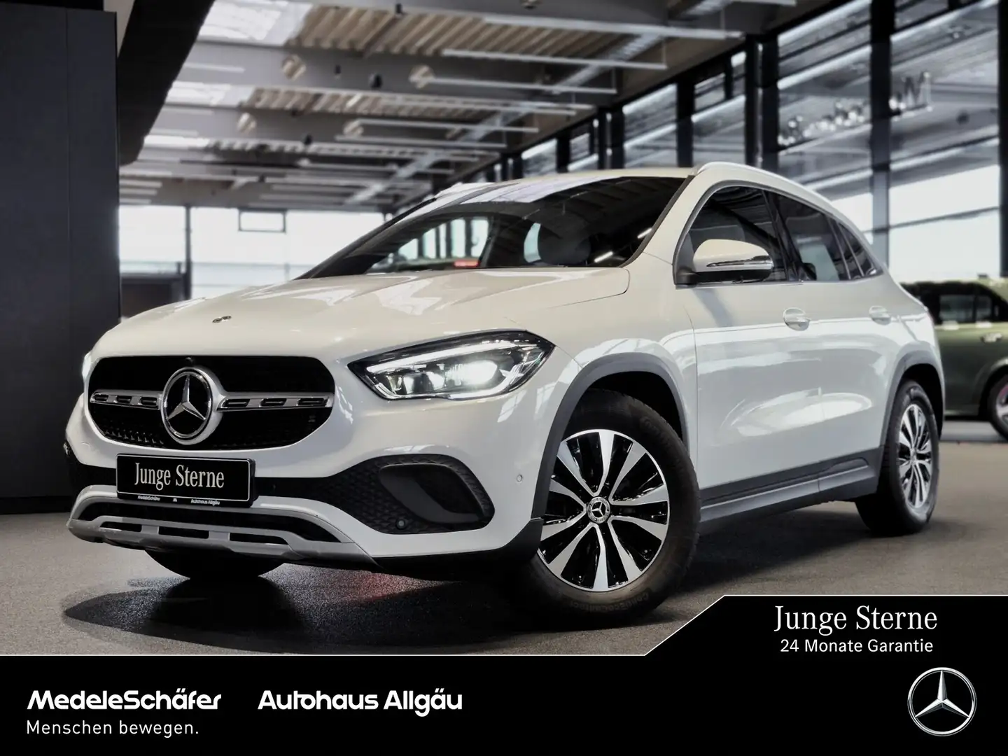 Mercedes-Benz GLA 220 GLA 220 d 4M Style 8G AHK MultiLED Sound 360° Tel Weiß - 1