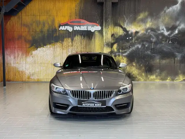 BMW Z4 view 2