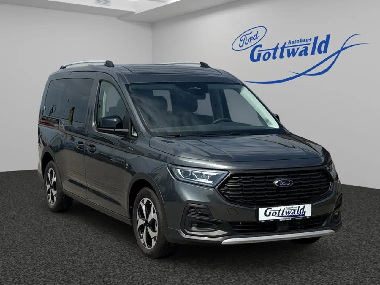 Ford Grand Tourneo