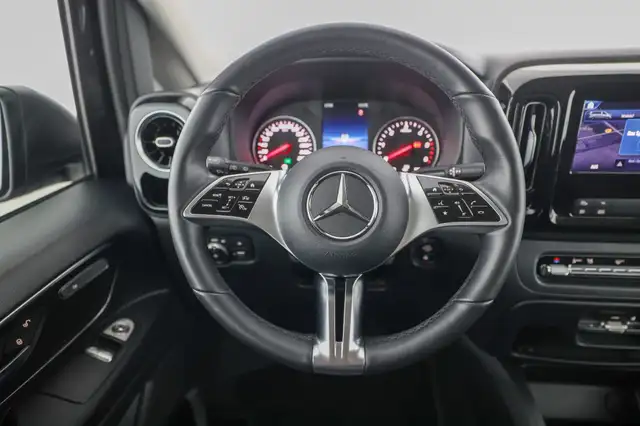 Mercedes-Benz Vito 116 CDI Kombi 4x4 PRO Lang AHK 2,5t 8-Sitzer Ansicht 12