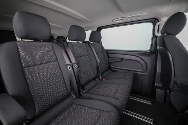 Mercedes-Benz Vito 116 CDI Kombi 4x4 PRO Lang AHK 2,5t 8-Sitzer Ansicht 18