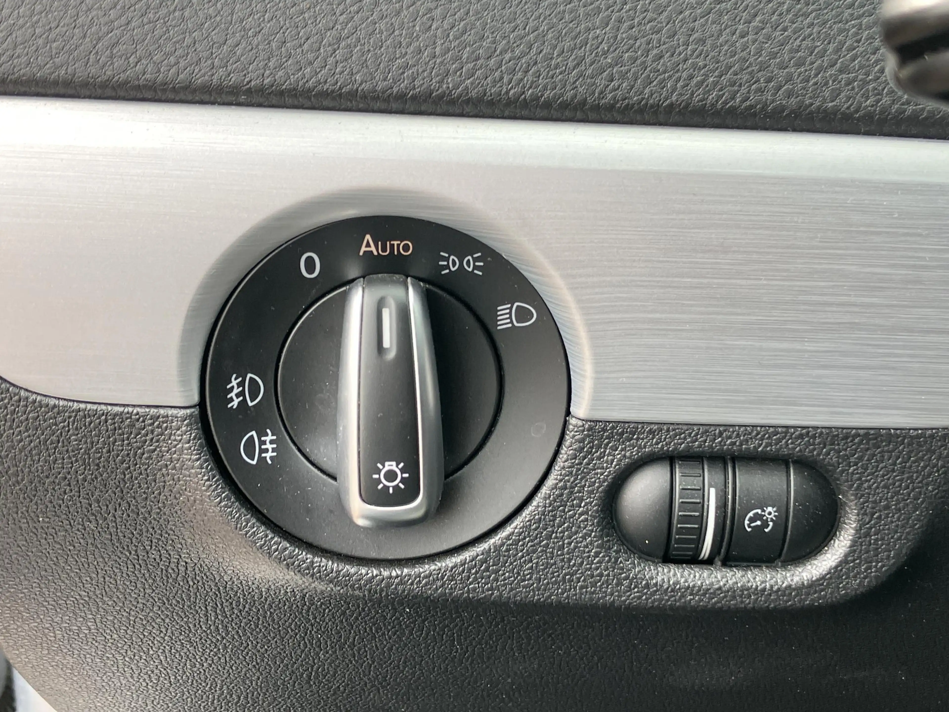 Volkswagen Jetta 1.4 TSI Hybrid Highline | Navi | Xenon | 100% onde — photo 40