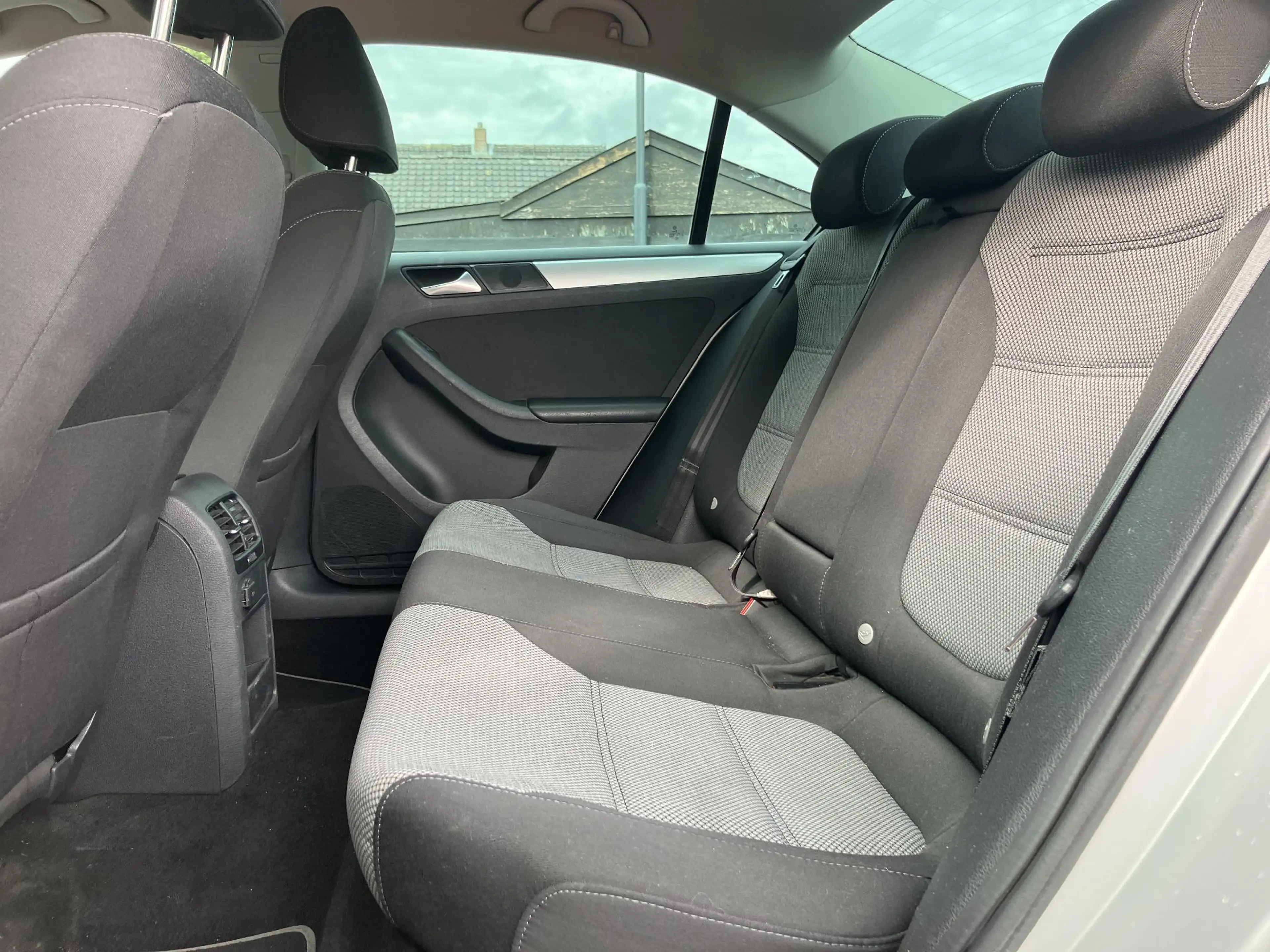 Volkswagen Jetta 1.4 TSI Hybrid Highline | Navi | Xenon | 100% onde — photo 19