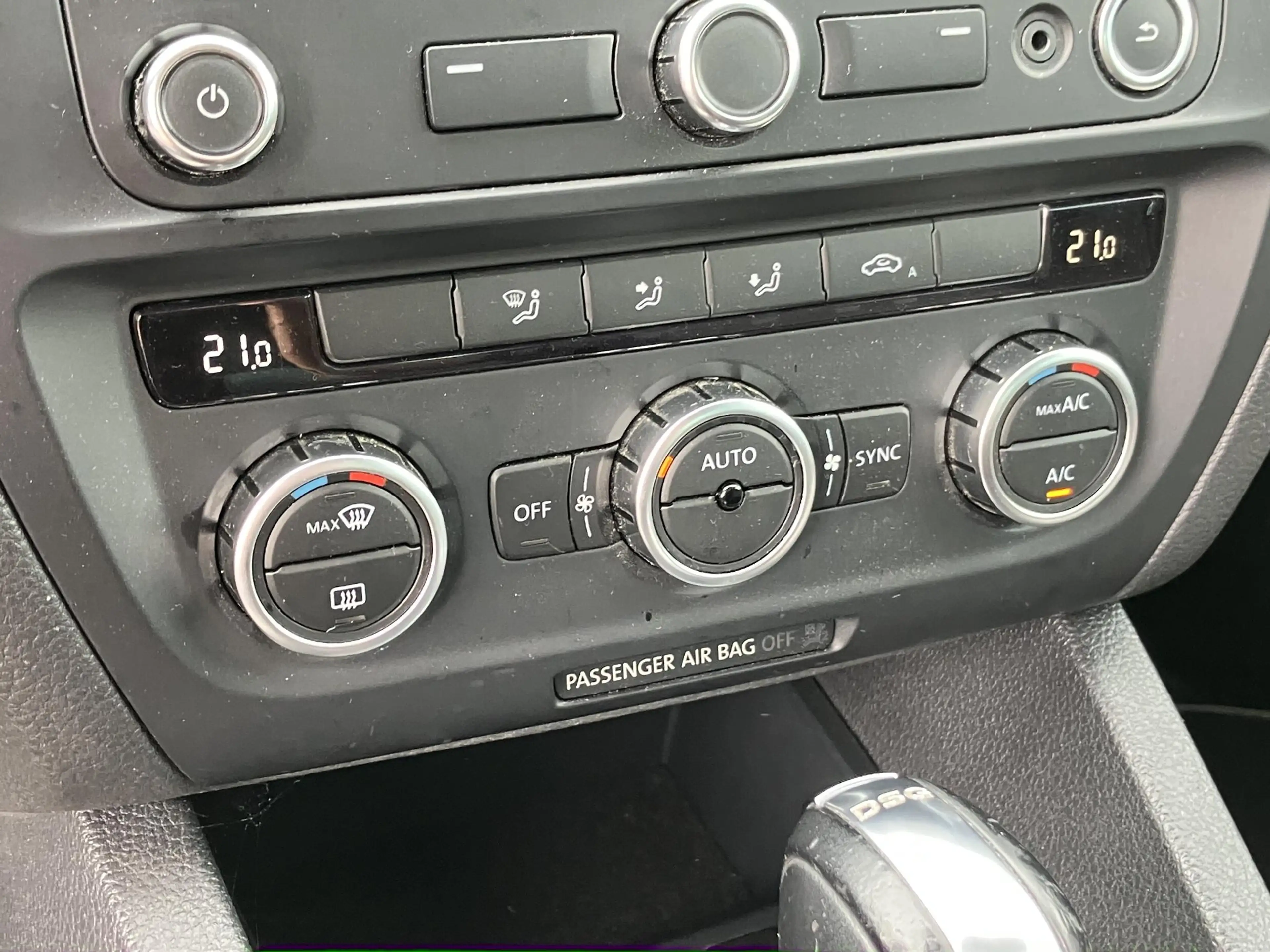 Volkswagen Jetta 1.4 TSI Hybrid Highline | Navi | Xenon | 100% onde — photo 37