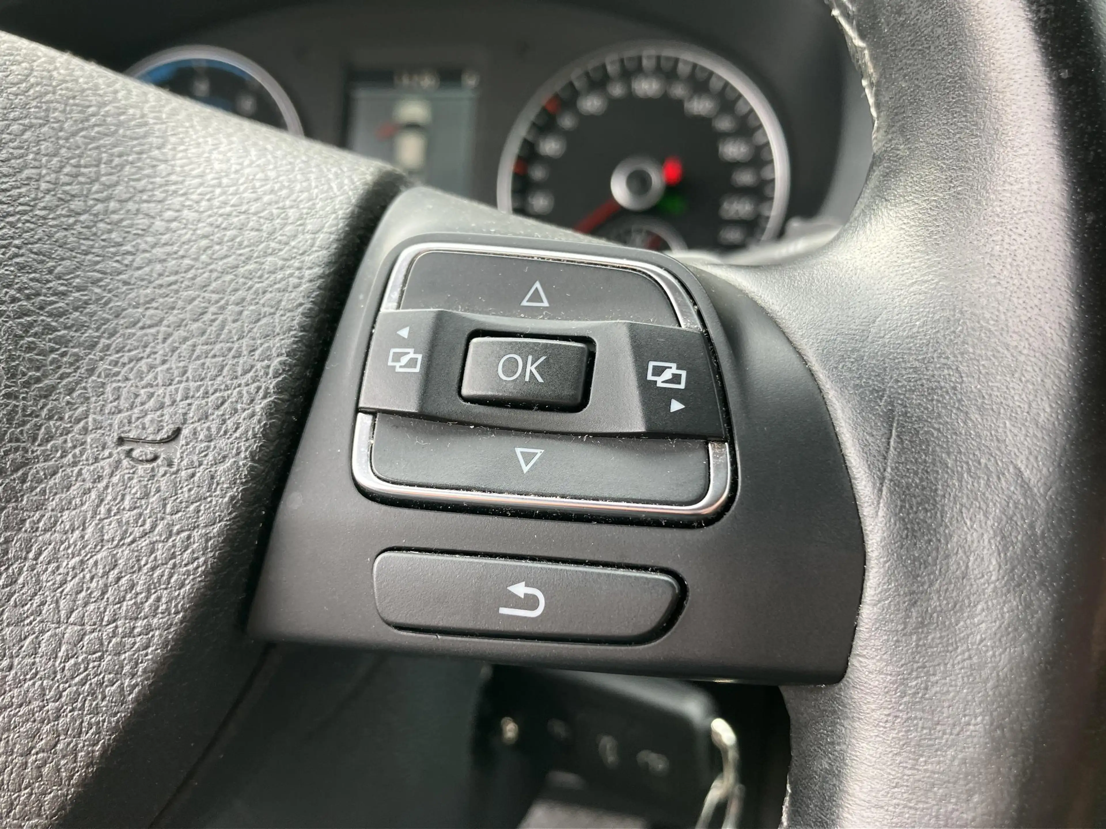Volkswagen Jetta 1.4 TSI Hybrid Highline | Navi | Xenon | 100% onde — photo 23