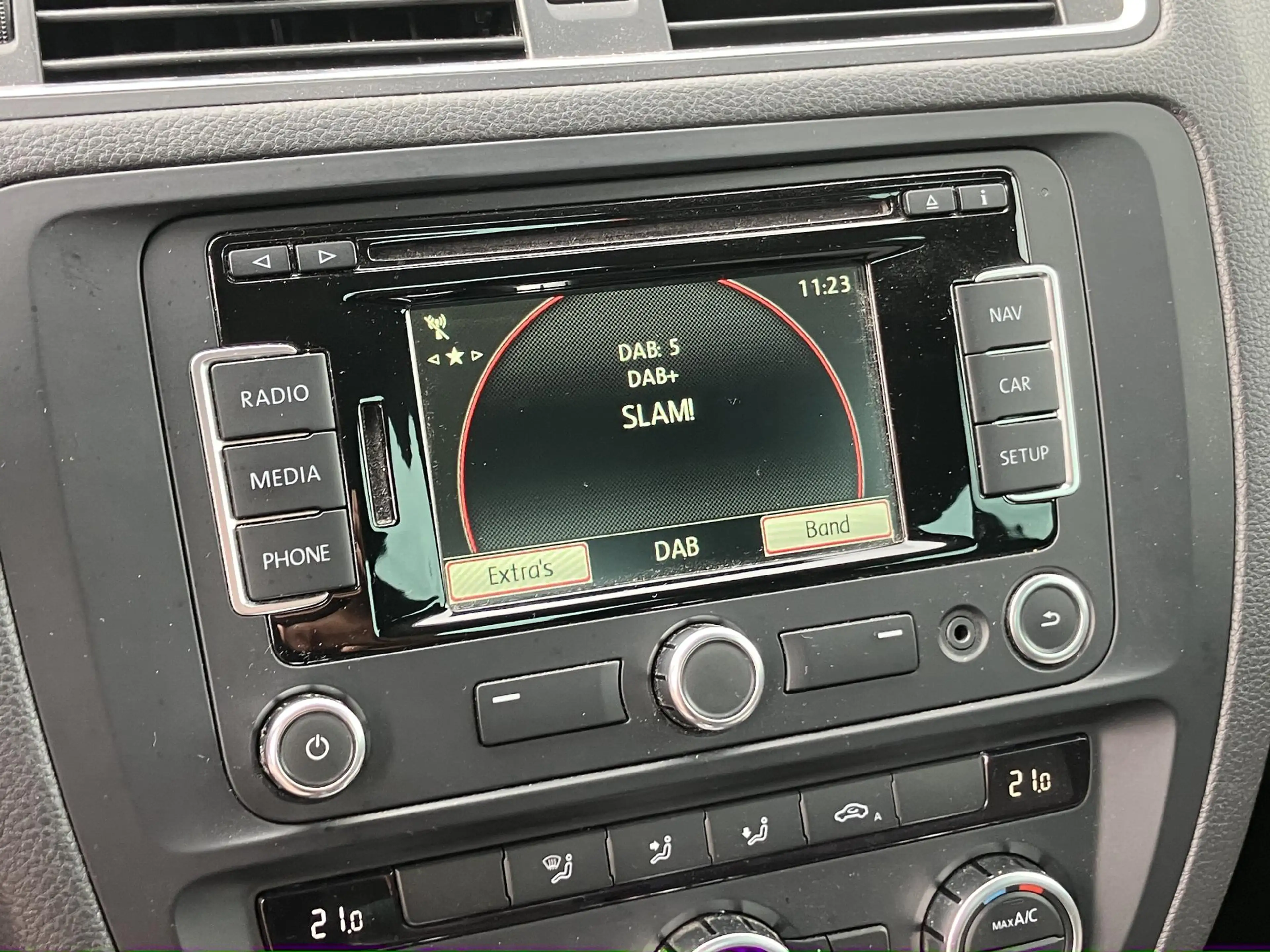 Volkswagen Jetta 1.4 TSI Hybrid Highline | Navi | Xenon | 100% onde — photo 35