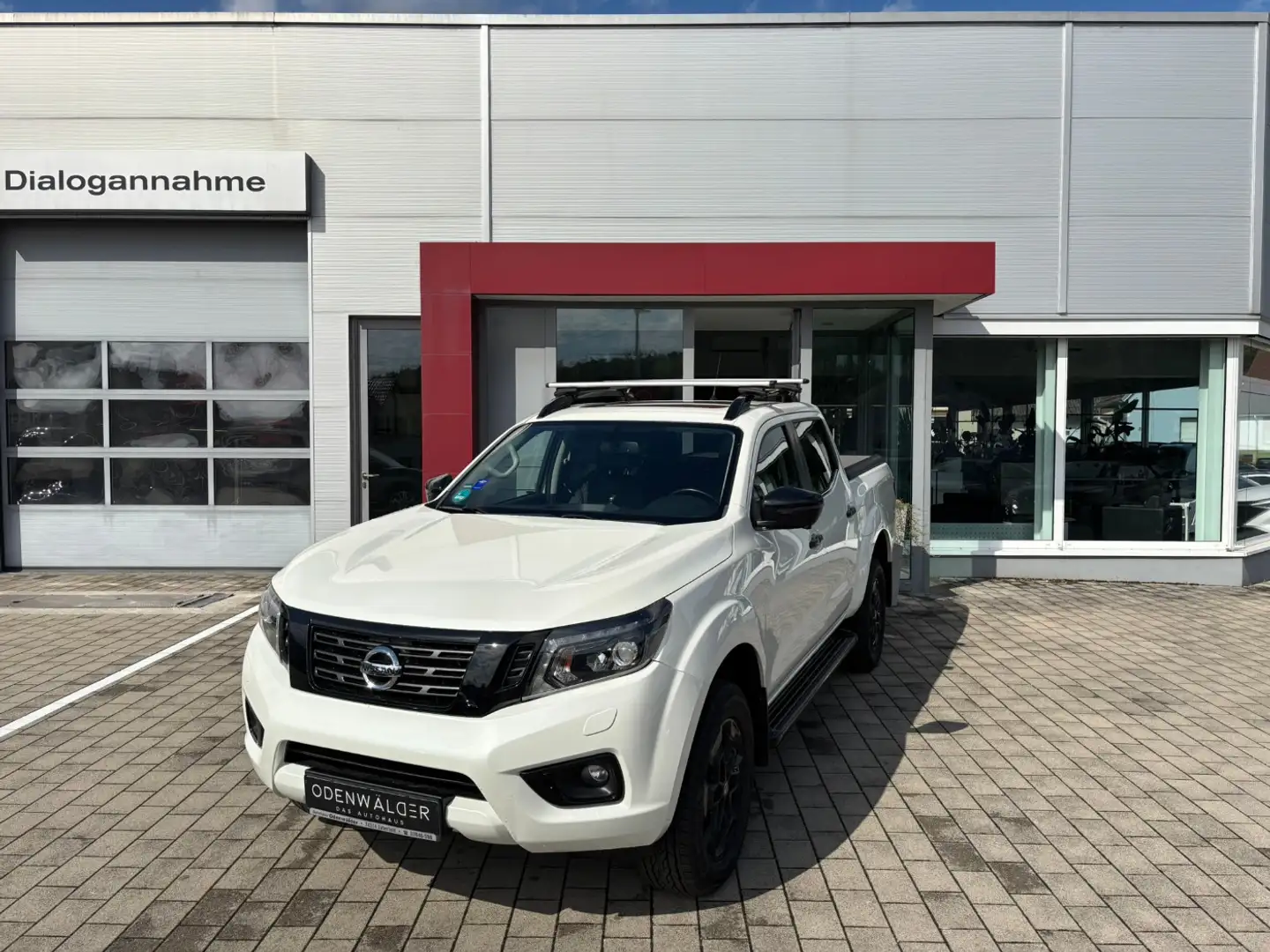 Nissan Navara 2.3DCI N-Guard Double Cab Autom. AHK Blanco - 1