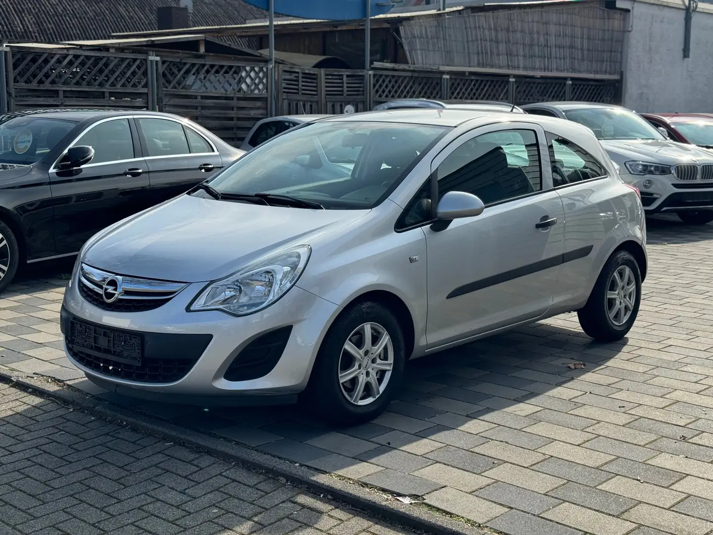 Opel Corsa Selection Grijs - 2