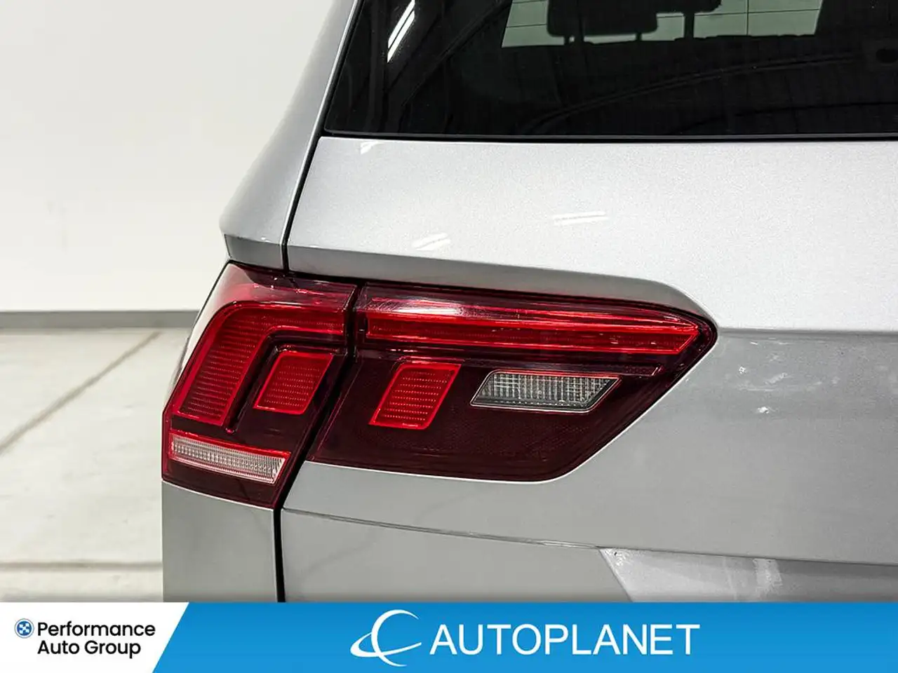 Volkswagen Tiguan photo Volkswagen Tiguan