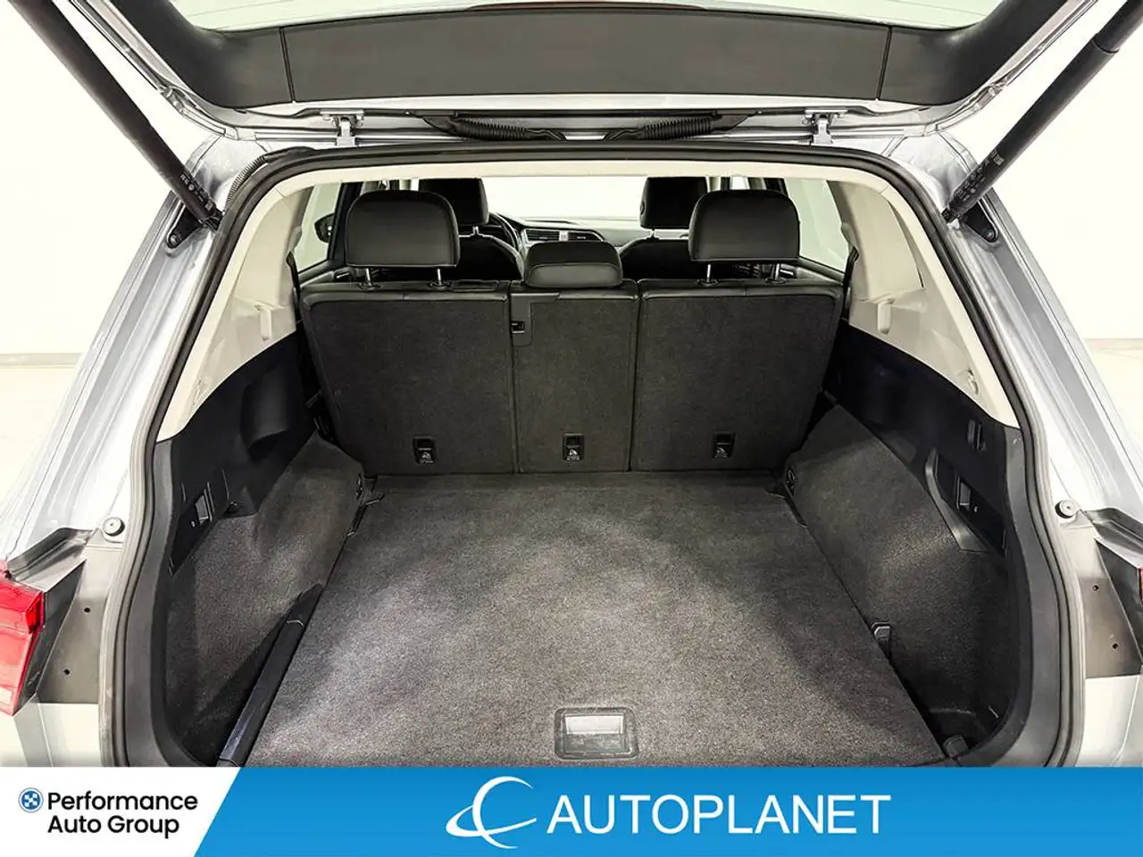 Volkswagen Tiguan photo Volkswagen Tiguan