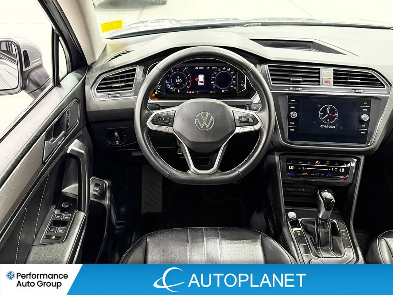 Volkswagen Tiguan photo Volkswagen Tiguan