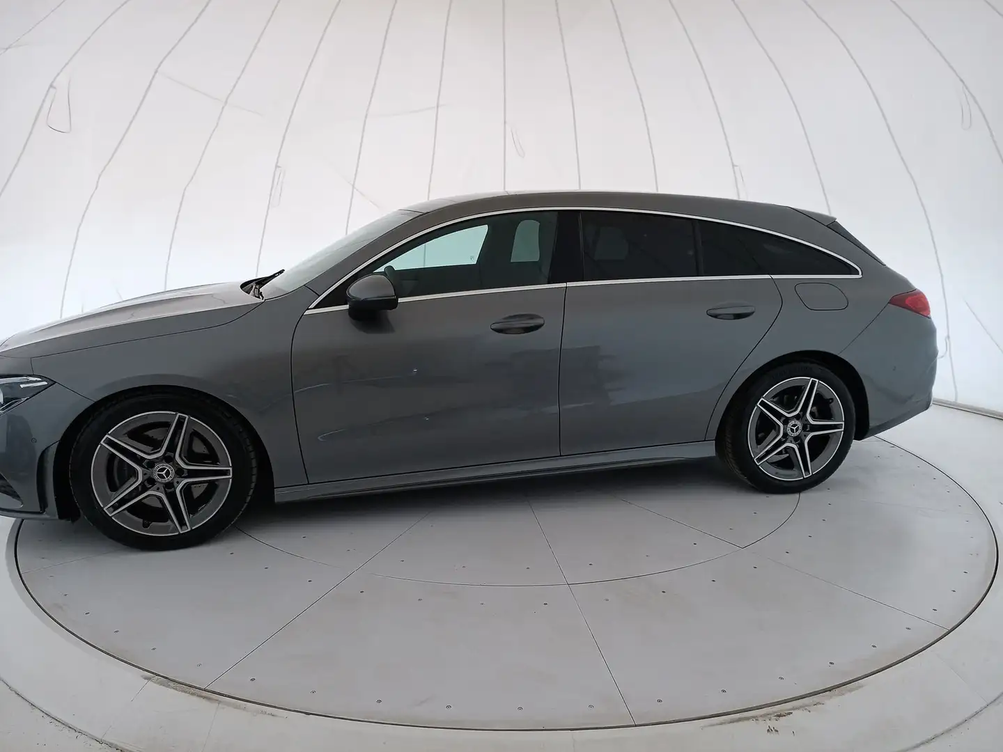 Mercedes-Benz CLA 200 CLA Sh.Brake - X118 200 d Premium auto Grigio - 2