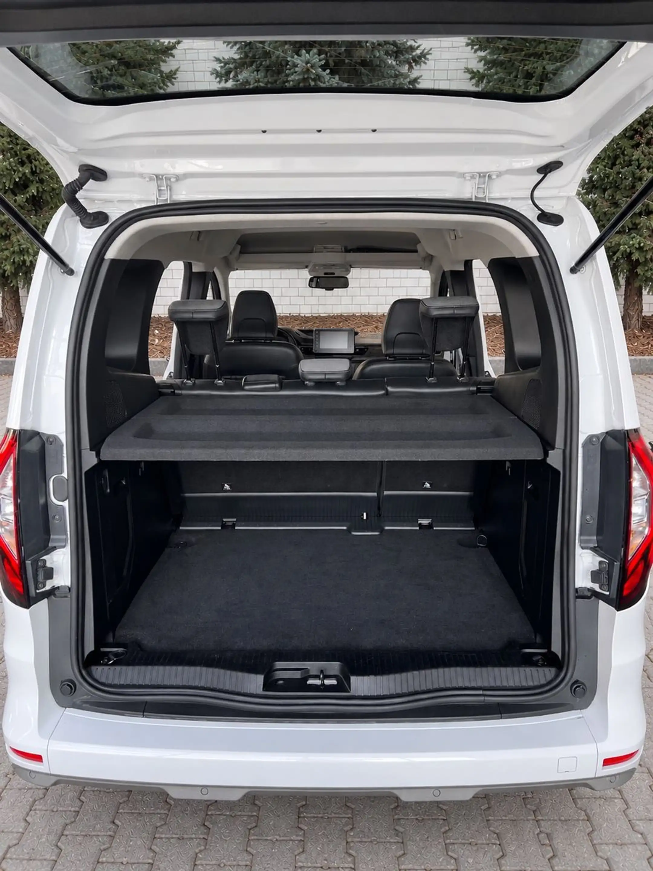 Renault Kangoo III Techno TCe 130/ Autom./SHZ/Kamera/ACC — photo 9