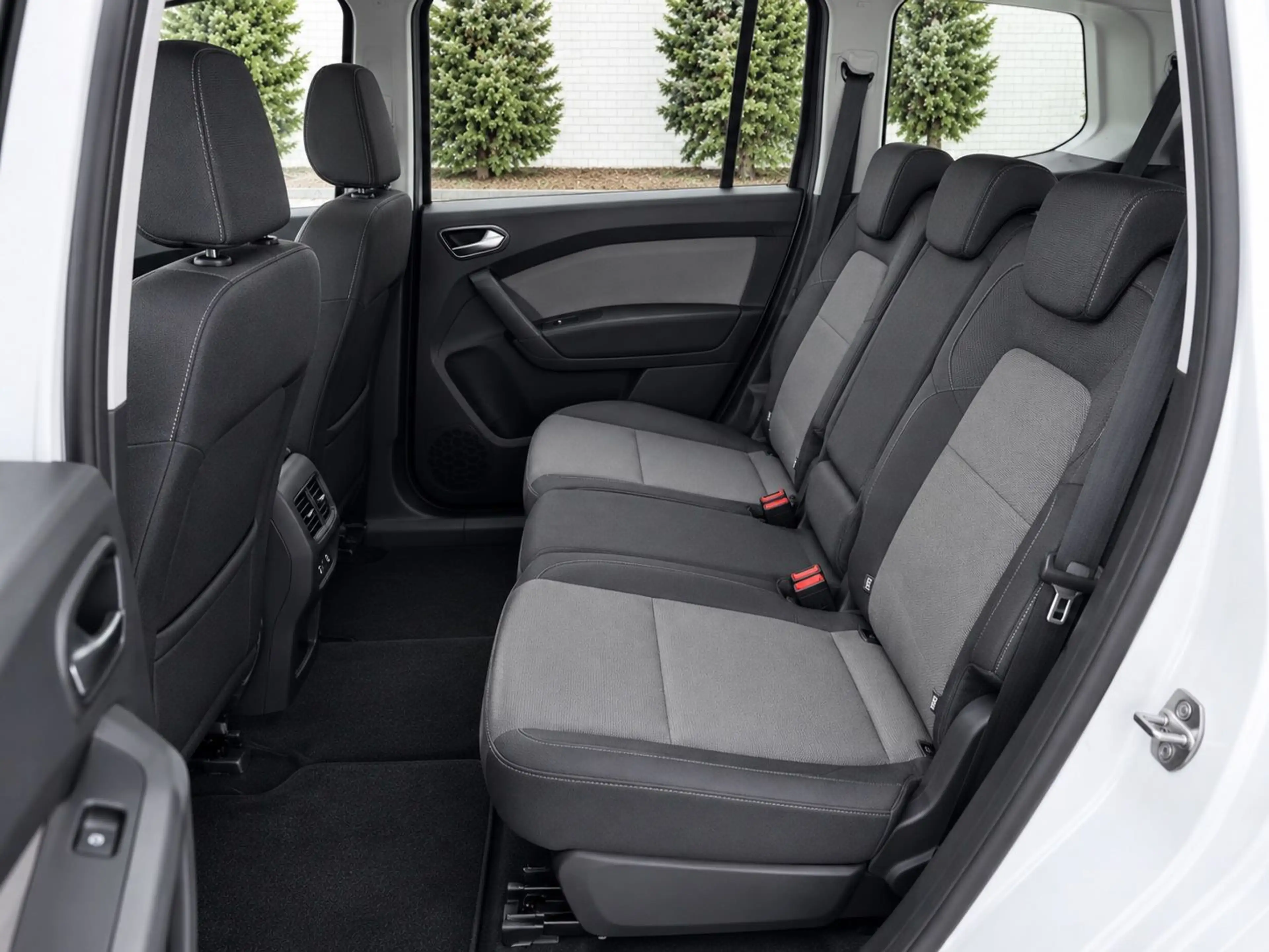 Renault Kangoo III Techno TCe 130/ Autom./SHZ/Kamera/ACC — photo 11
