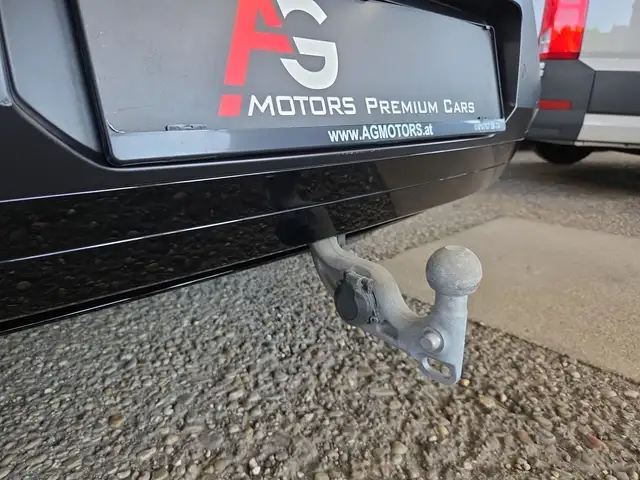 Polestar 3 view 13