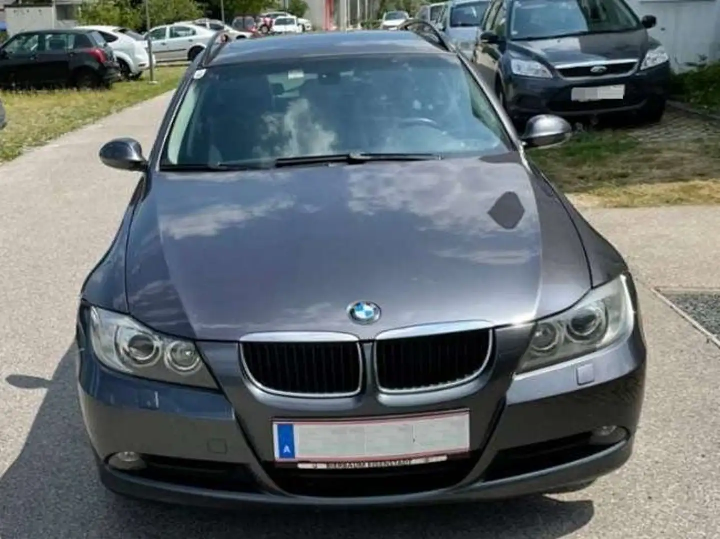 BMW 318 318d Touring Schwarz - 1