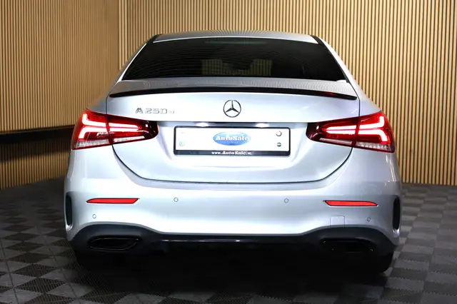Mercedes-Benz A-Class view 9
