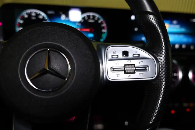 Mercedes-Benz A-Class view 19